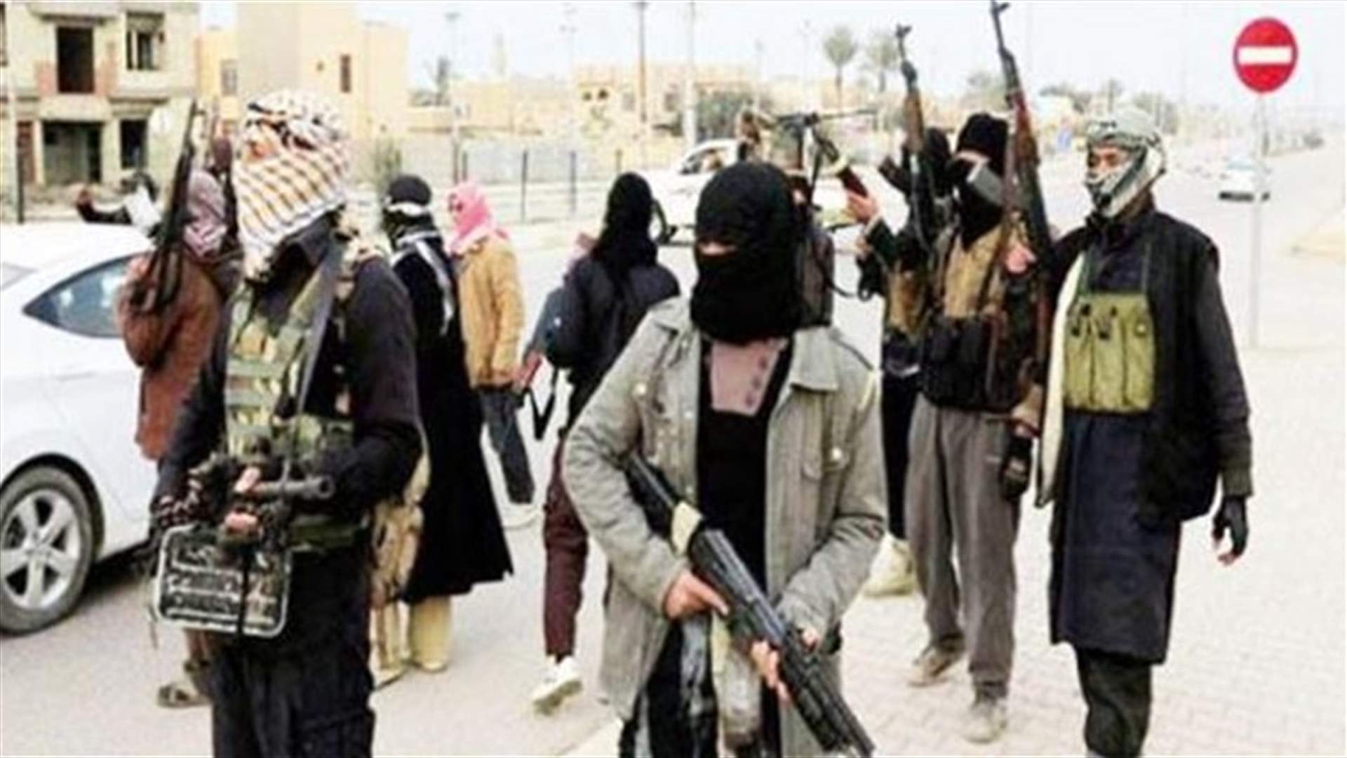 تنظيم "الدولة الاسلامية" يقطع راس امام مسجد في سوريا