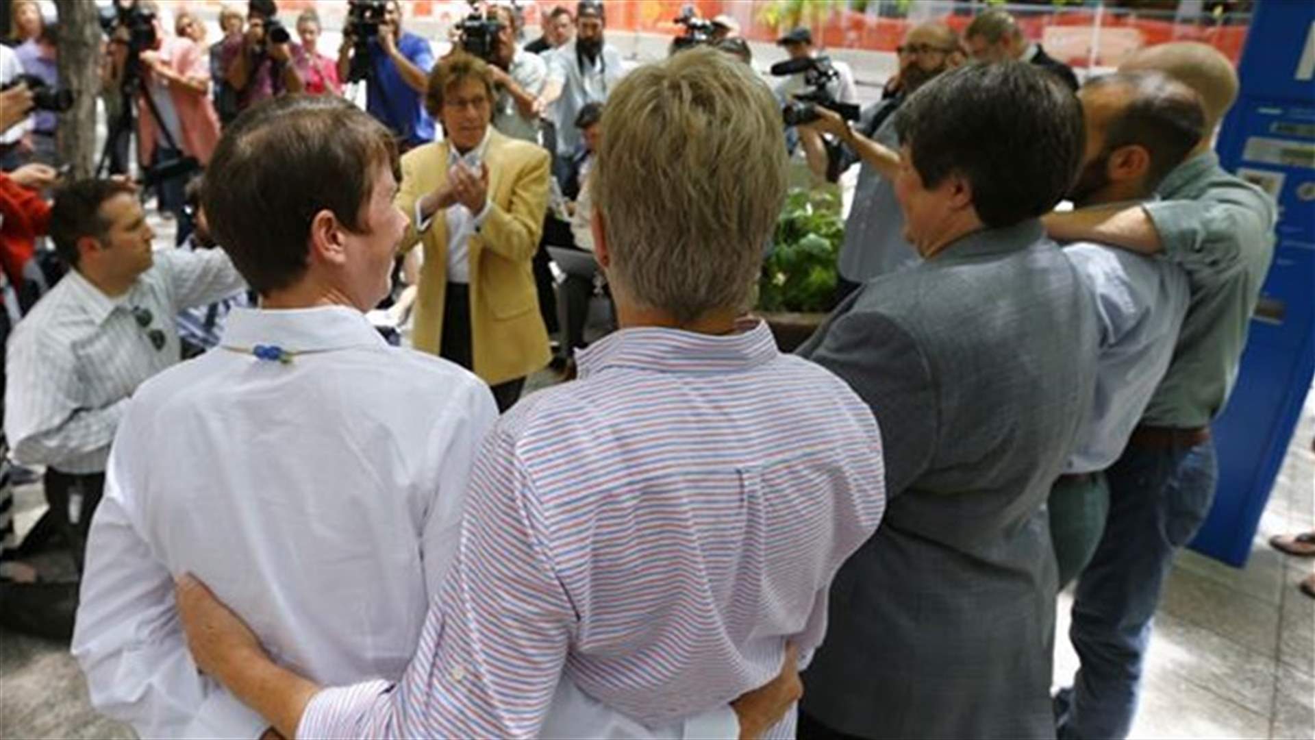 US top court rejects Louisiana gay marriage case, takes no action on 4 others