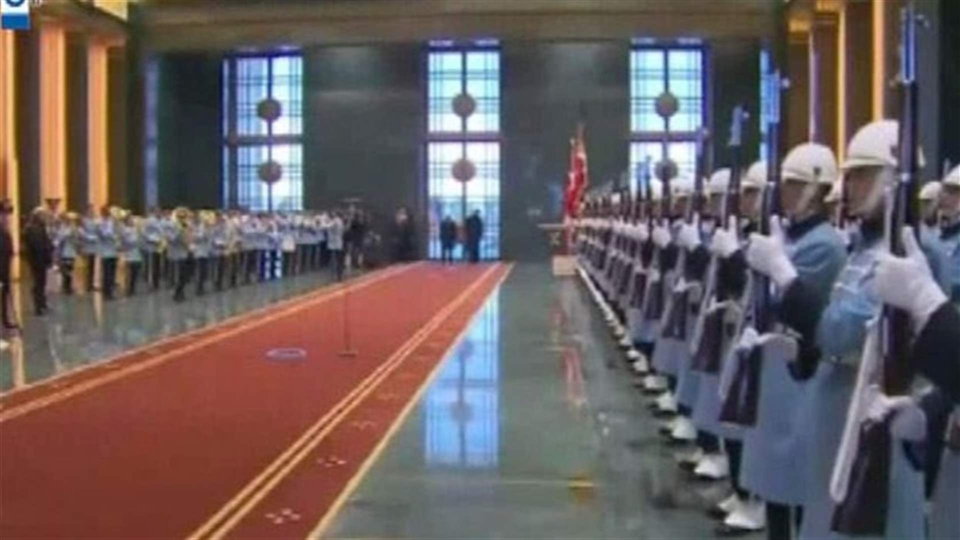 REPORT: Turkey’s Erdogan welcomes Palestine’s Abbas with military dress show