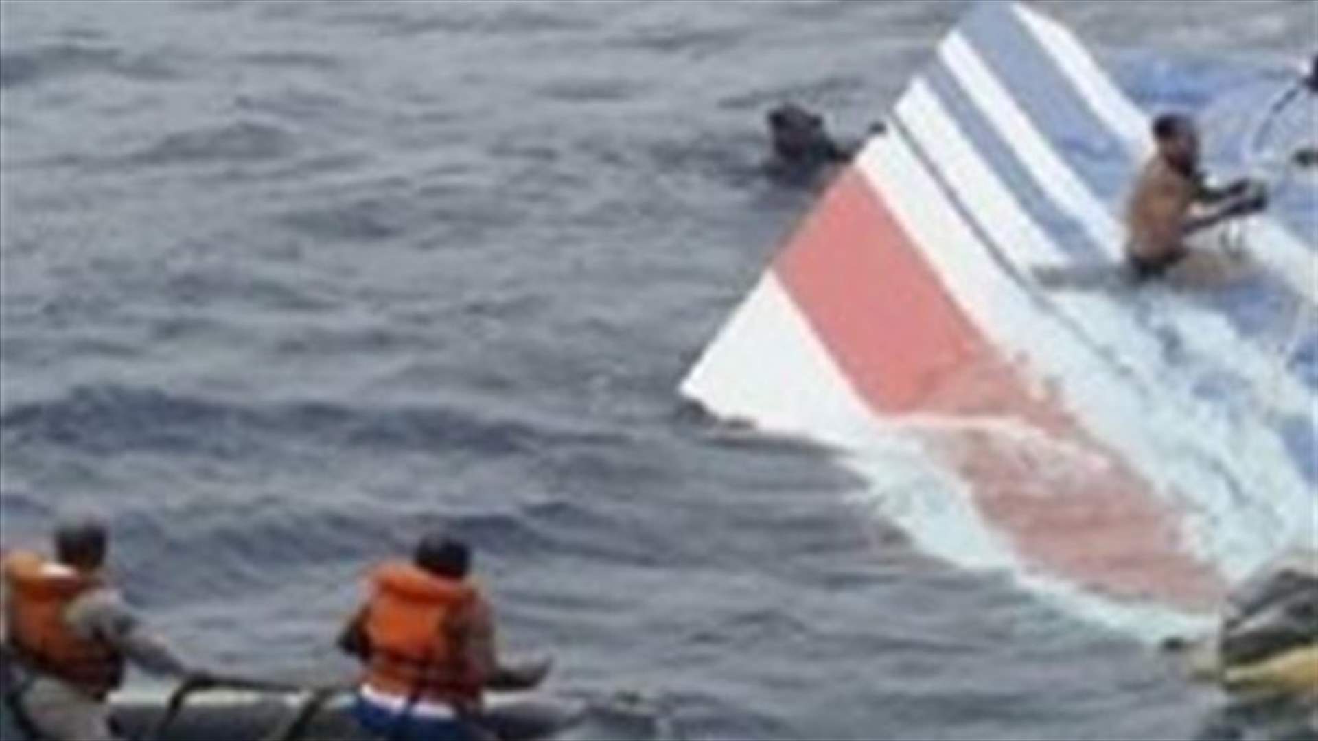 Singapore navy finds fuselage of AirAsia plane in Java Sea