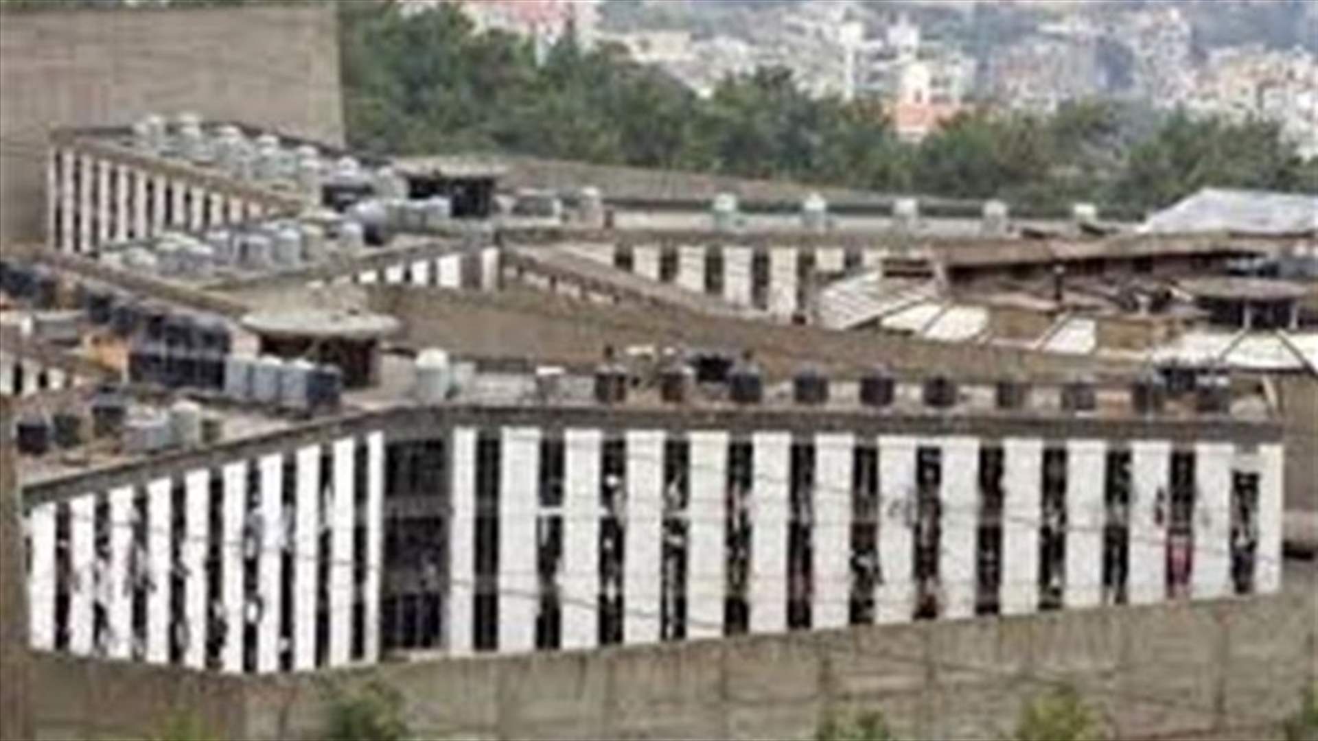 أهالي الموقوفين الإسلاميين:نطالب بتوفير زيارة المساجين