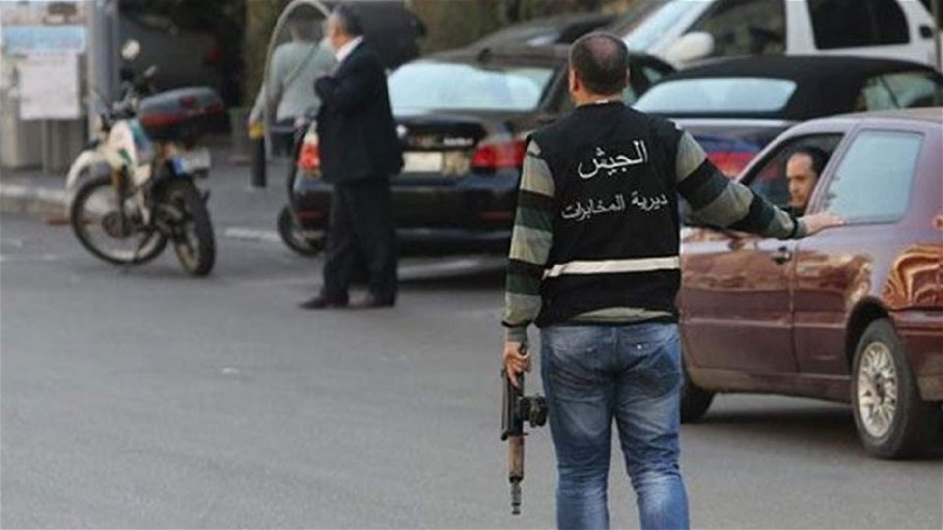 العثور على ذخائر داخل بئر قديمة في دده الكورة