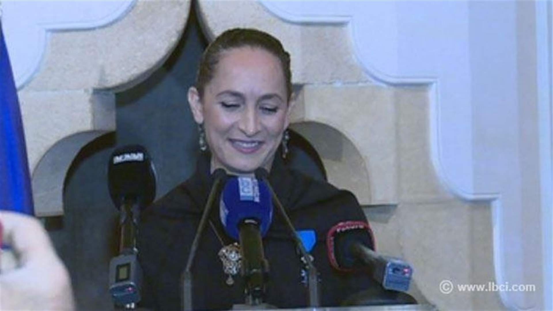 السفارة الفرنسية تكرم منى الحلاق
