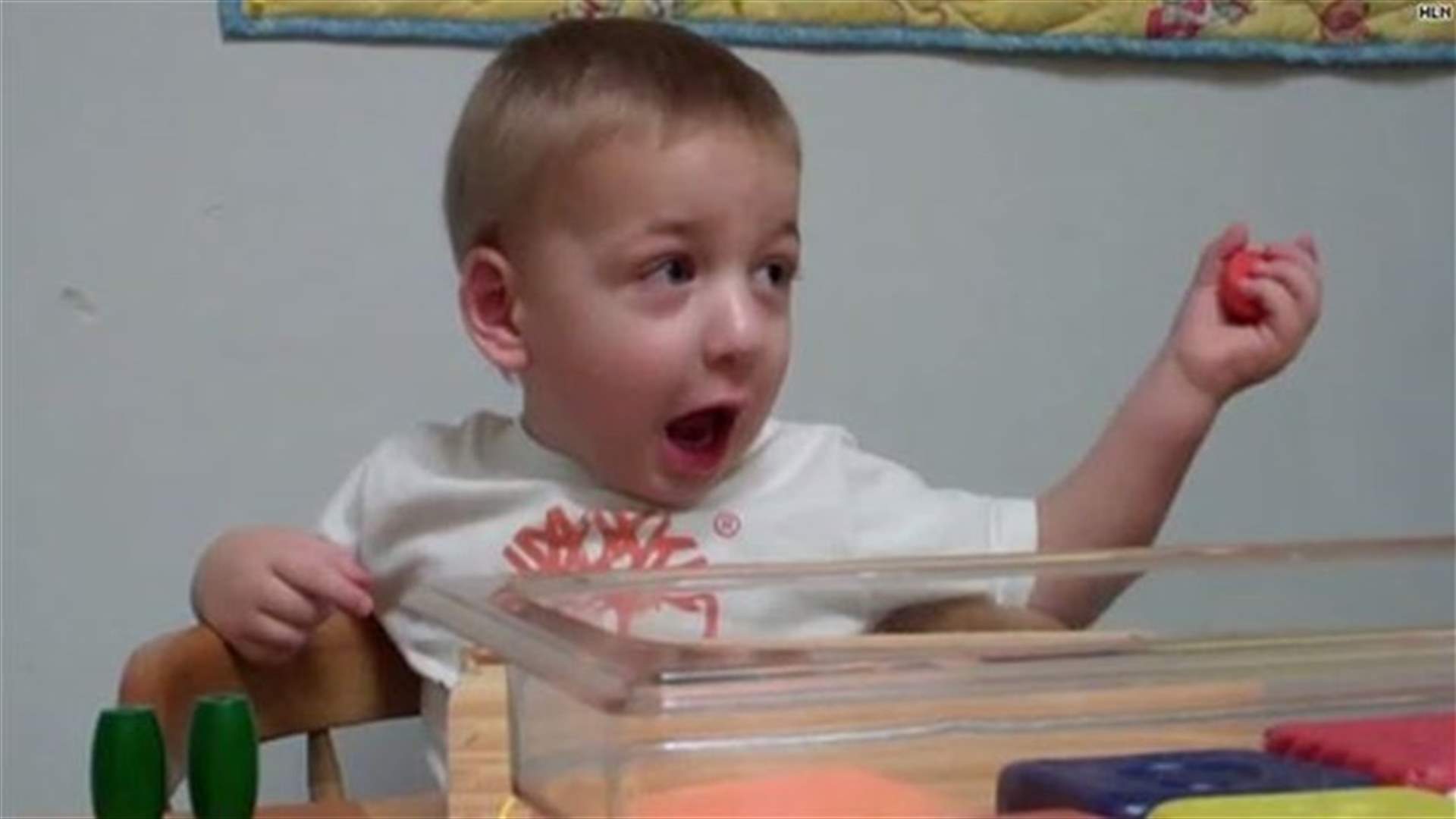 [VIDEO] 2-Year-Old Child Hears Voice Of Mother For The First Time, Reacts Amazingly!