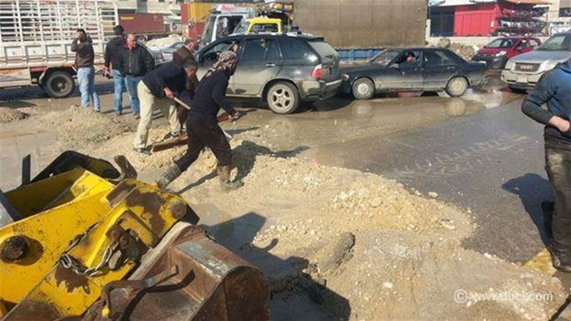 أعمال تحسين أتوستراد زحلة الكرك بدأت 