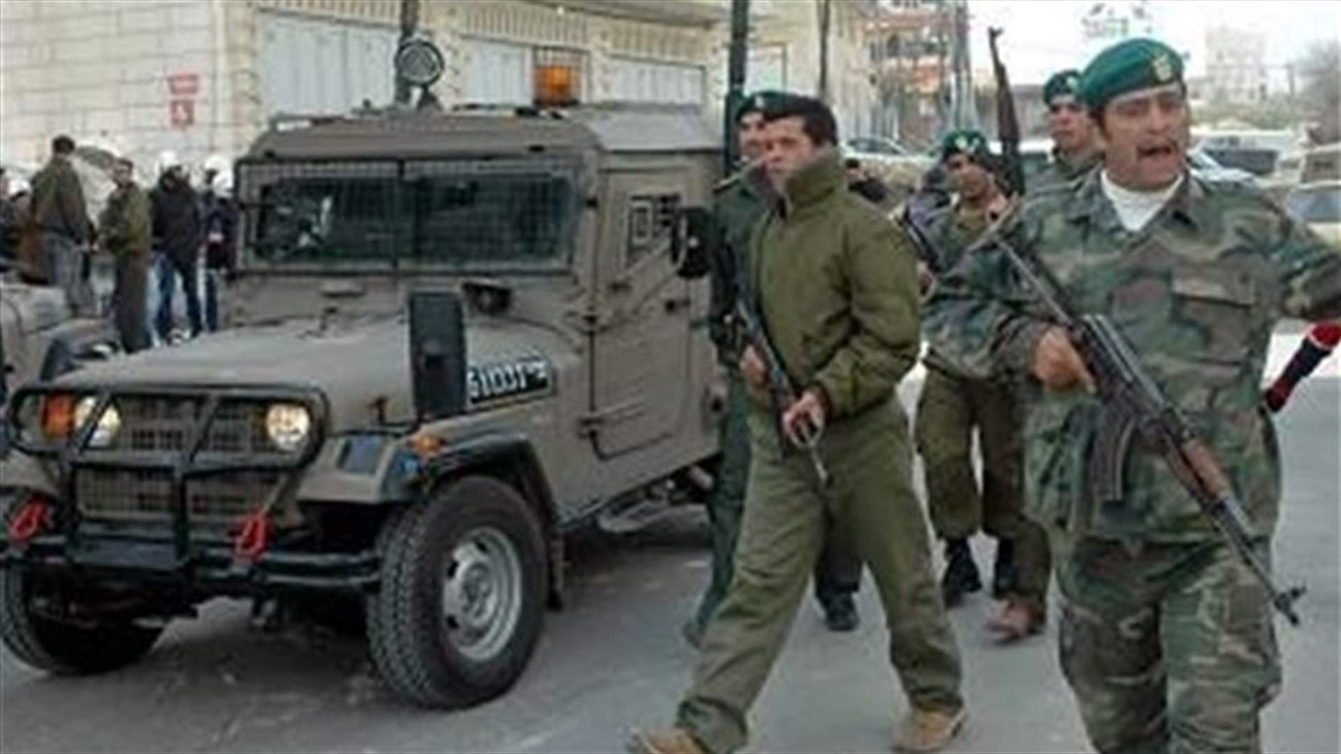 المستقبل: الجيش تسلم عنصر بفتح الاسلام كان يحضر لقتل عنصر بالحركة