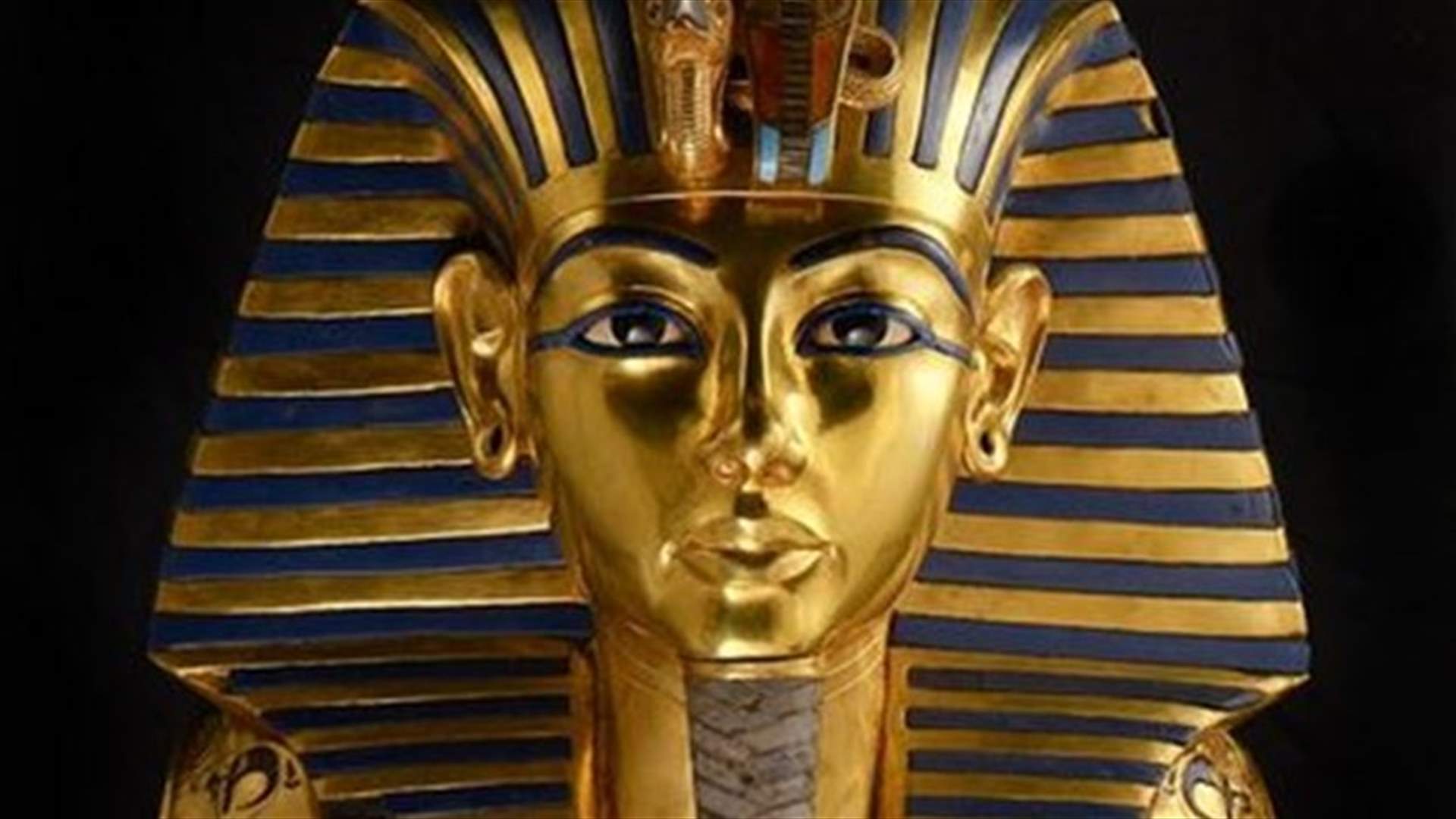 Museum Workers Accidentally Ruin Priceless Tutankhamun Mask Beyond Repair!