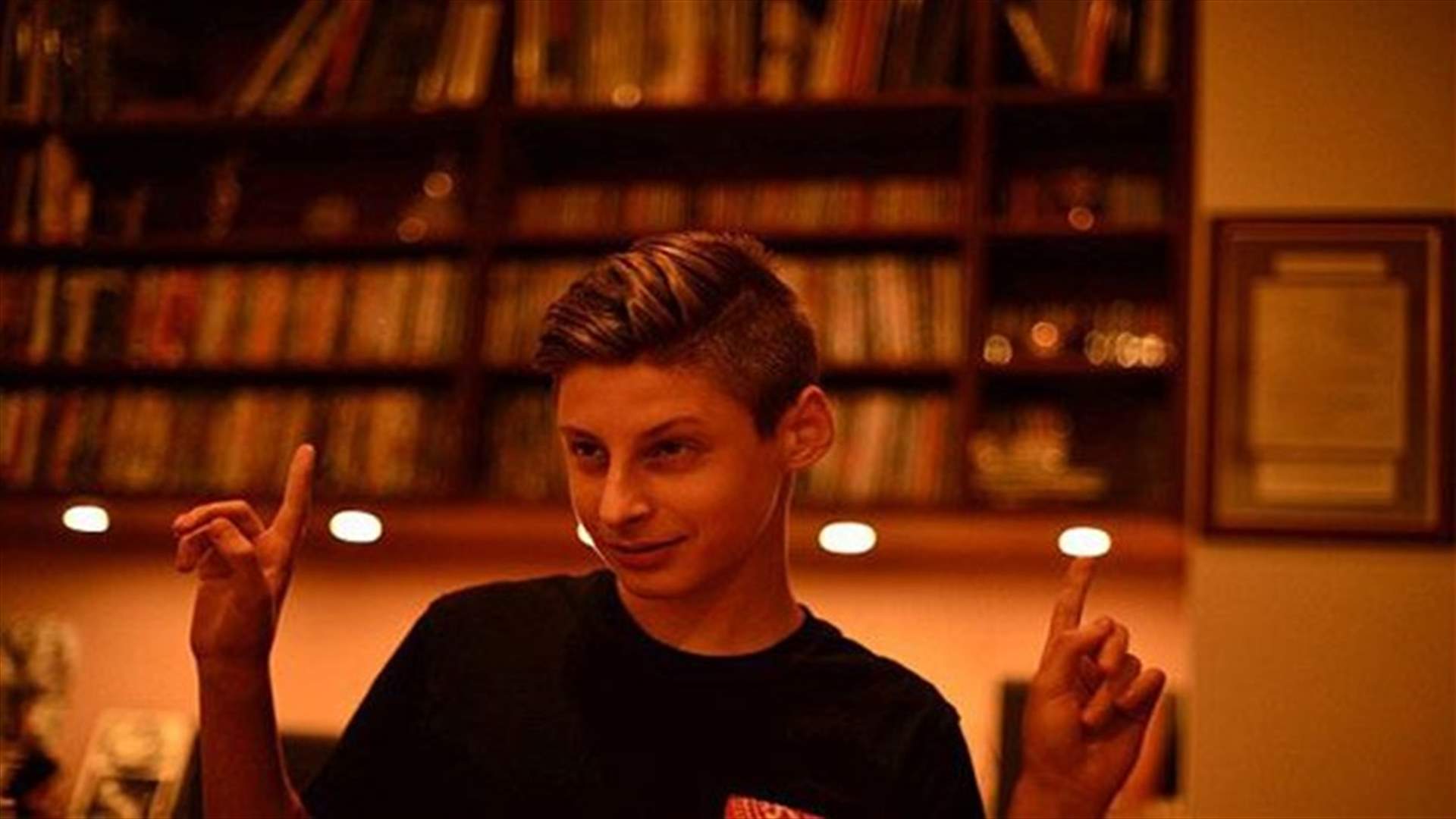 Teen Kid Develops Ultra-Popular Phone App, Plans To Buy 2 Ferraris!