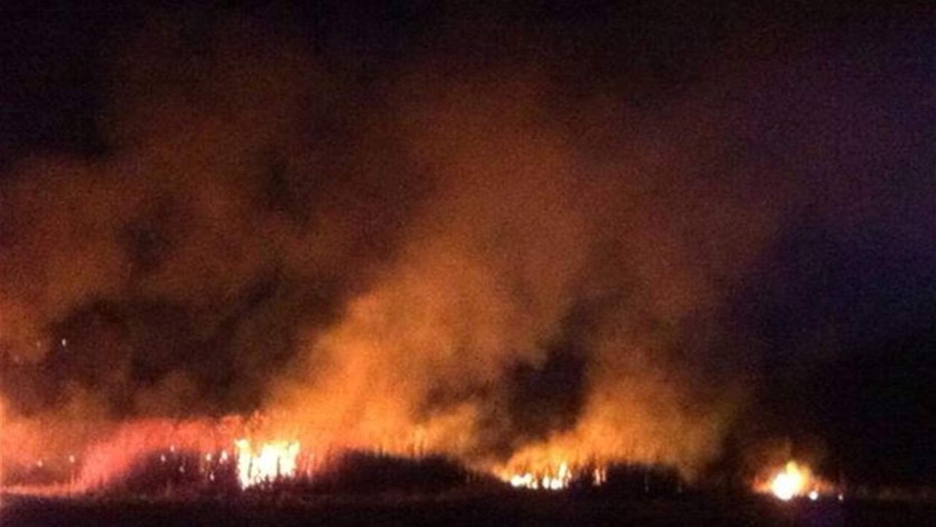 إخماد الحريق في محمية غاب عميق
