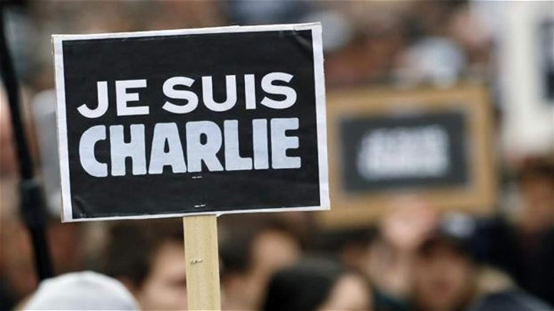 Charlie Hebdo fans to wait for new issue as survivors rest