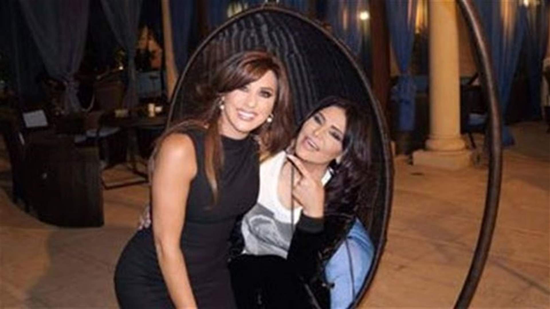 حرب بين نجوى كرم وأحلام على تويتر 