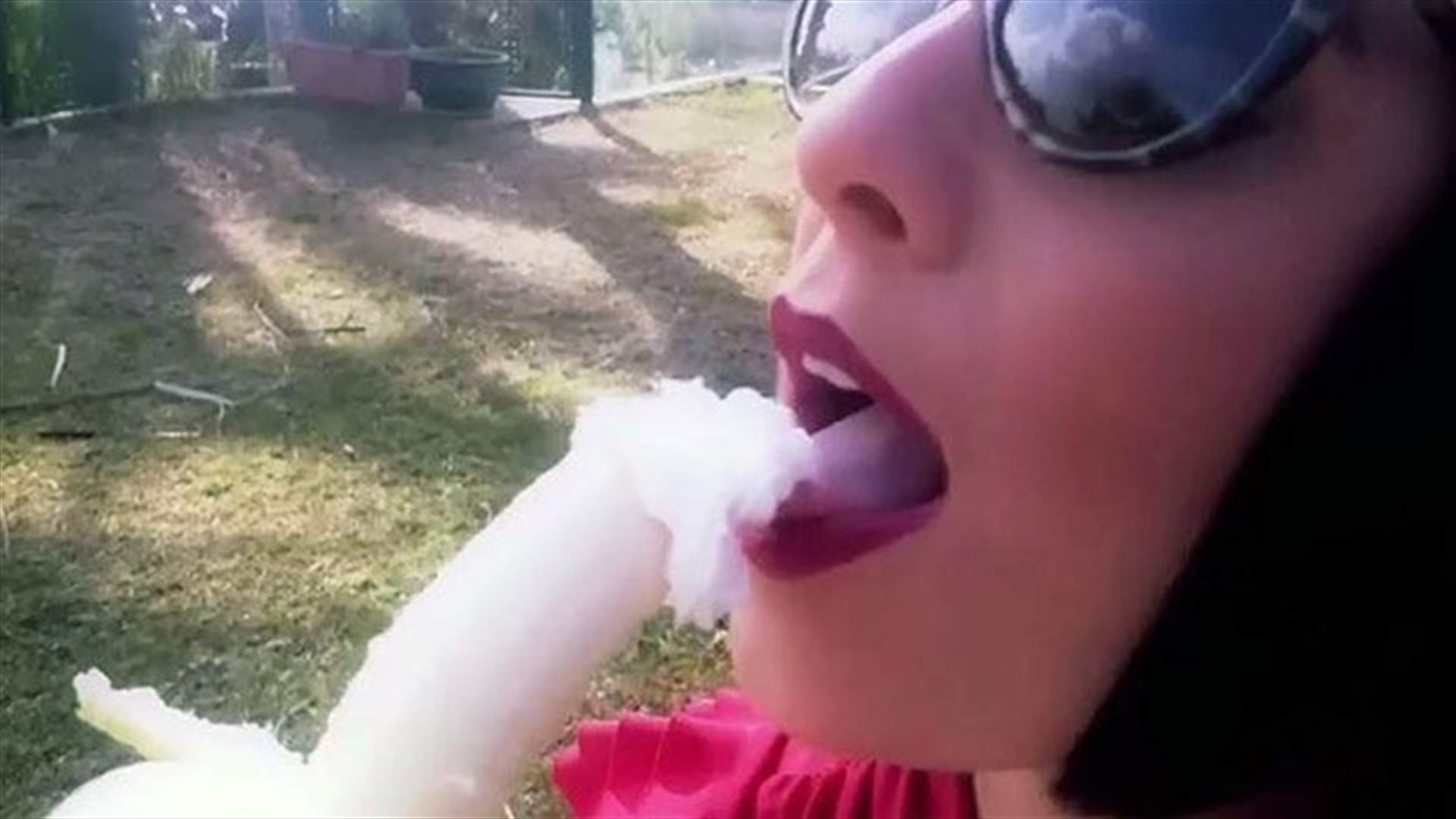 [VIDEO] Social Media World Goes Bananas Over Banana Loving Woman 