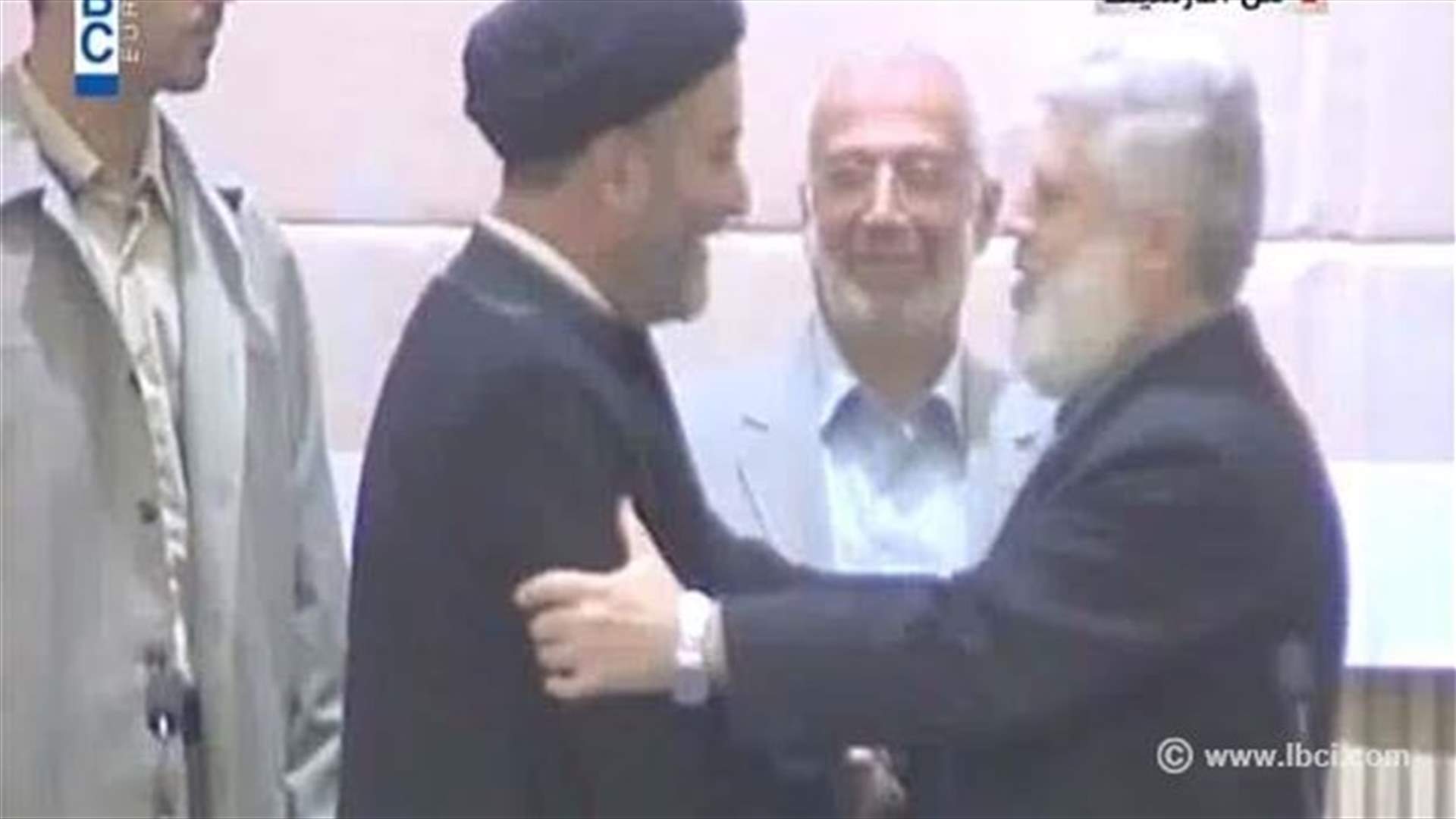 REPORT: Will Hezbollah and Salafists resume dialogue? 