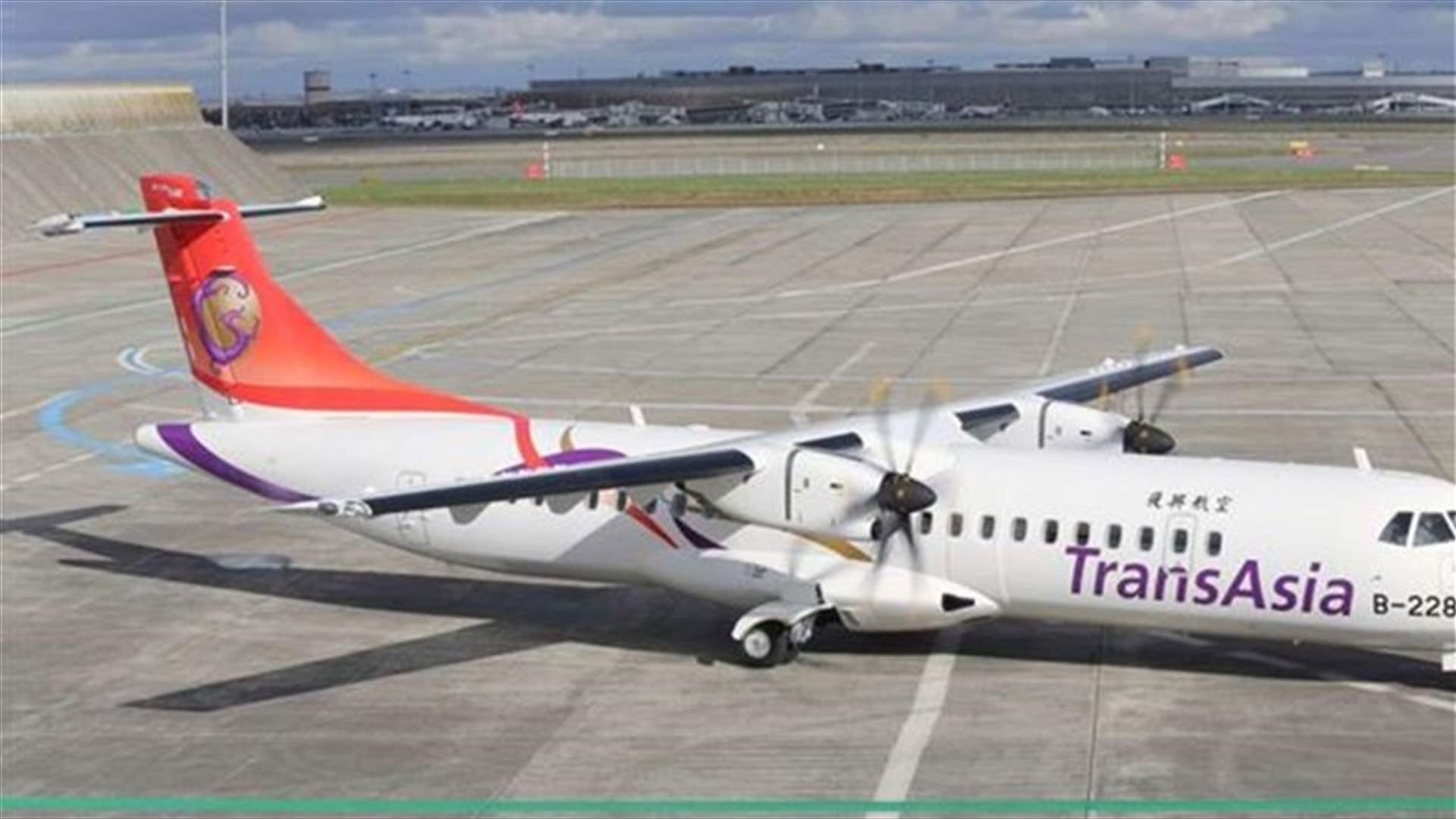 TransAsia says to cancel more flights following crash