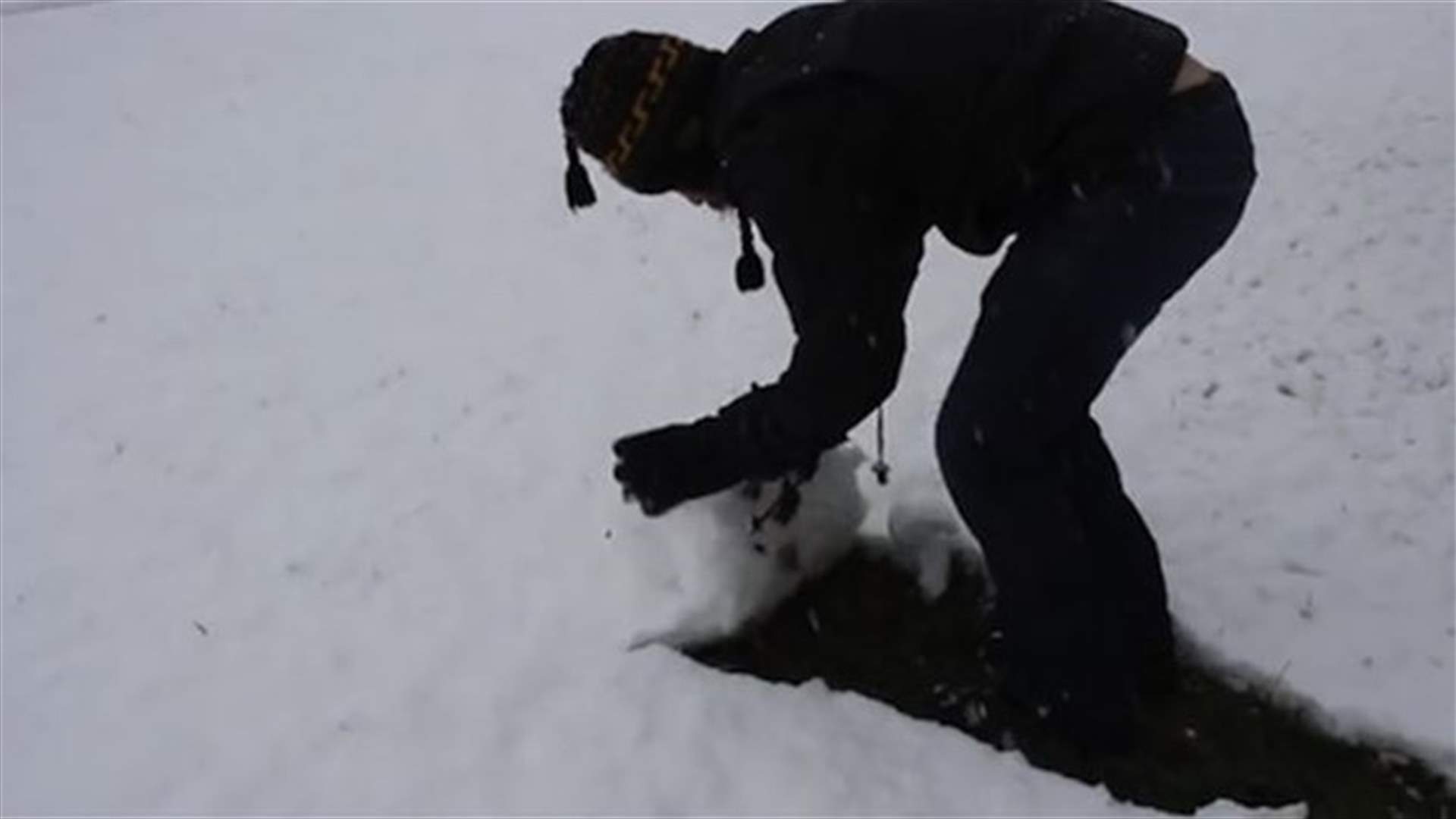 [VIDEO] Snow Is On The Way! Easy Hack To Snow Shovel Your Driveways