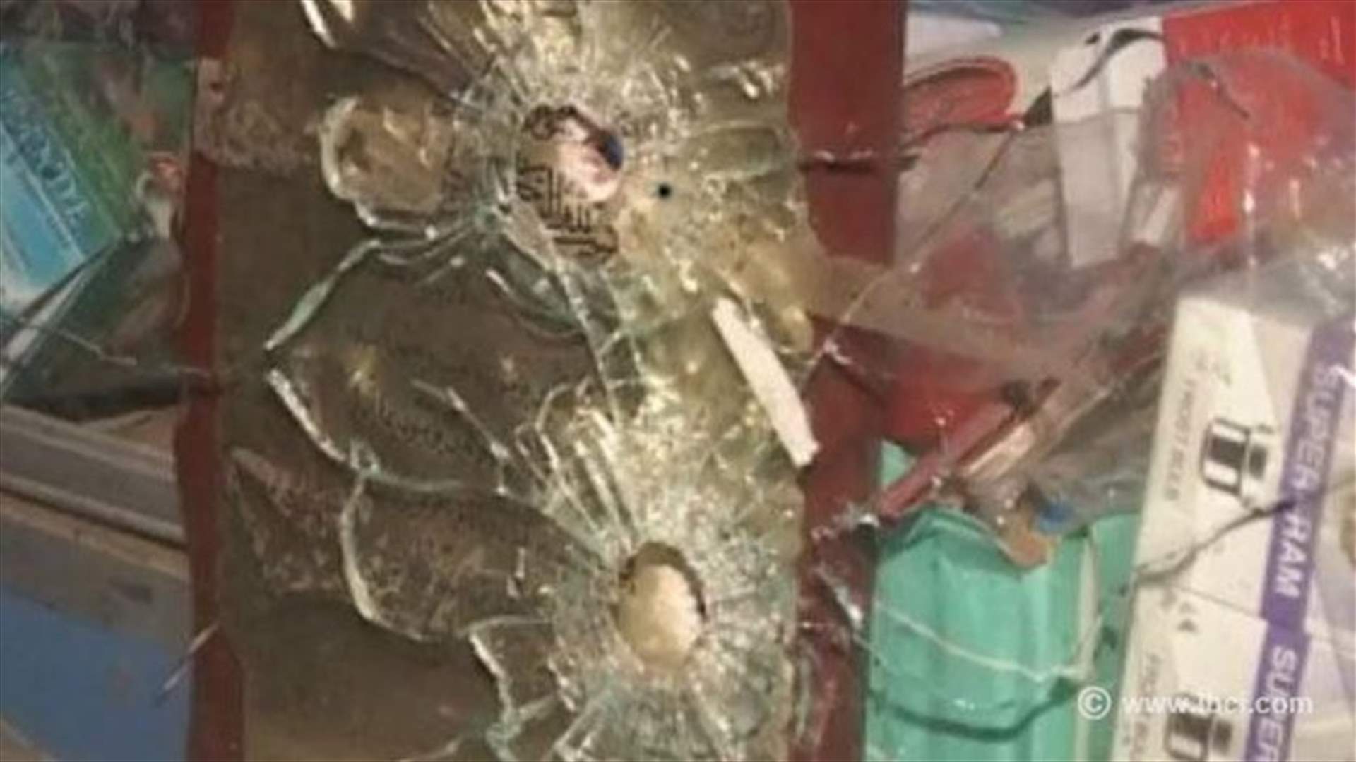 بالصور: منعه من استملاك عقار.. فأمطره وعائلته بالرصاص في مزرعة مشرف- صور