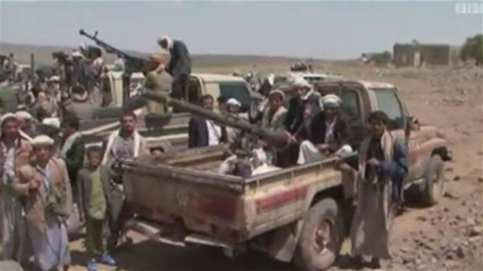 Yemeni Houthi fighters fire on protesters after clashes kill 26