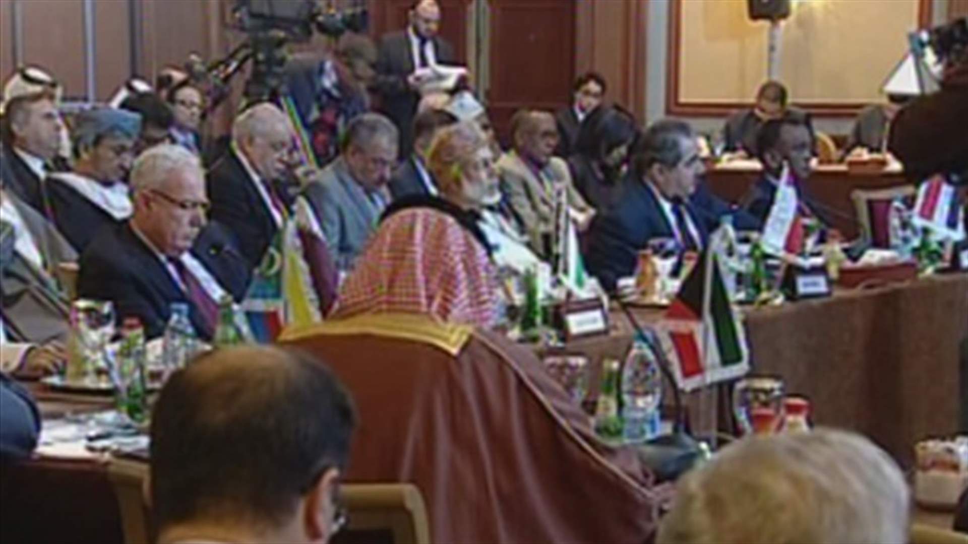 الجامعة العربية تشدد الضغوط على النظام السوري ودمشق ترفض قراراتها جملة وتفصيلا