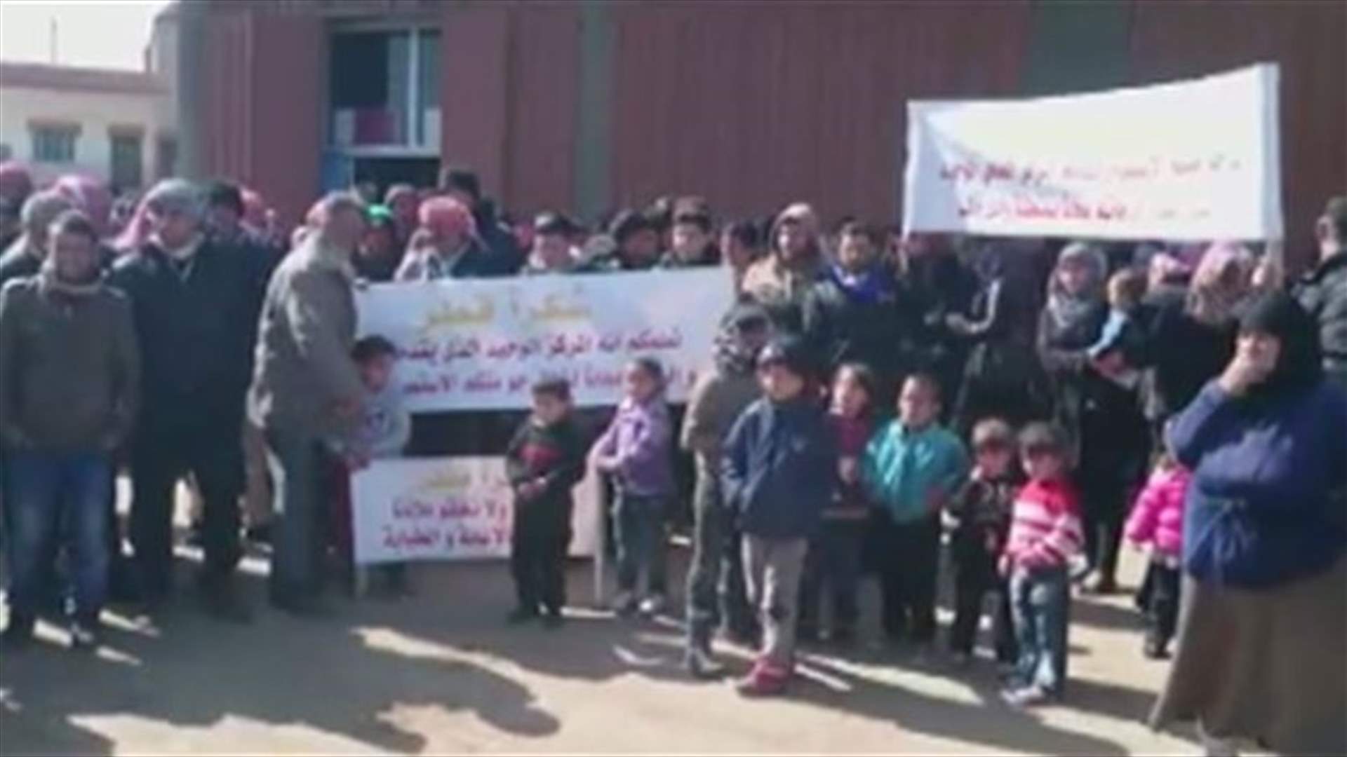 اعتصام للنازحين السوريين في وادي خالد 