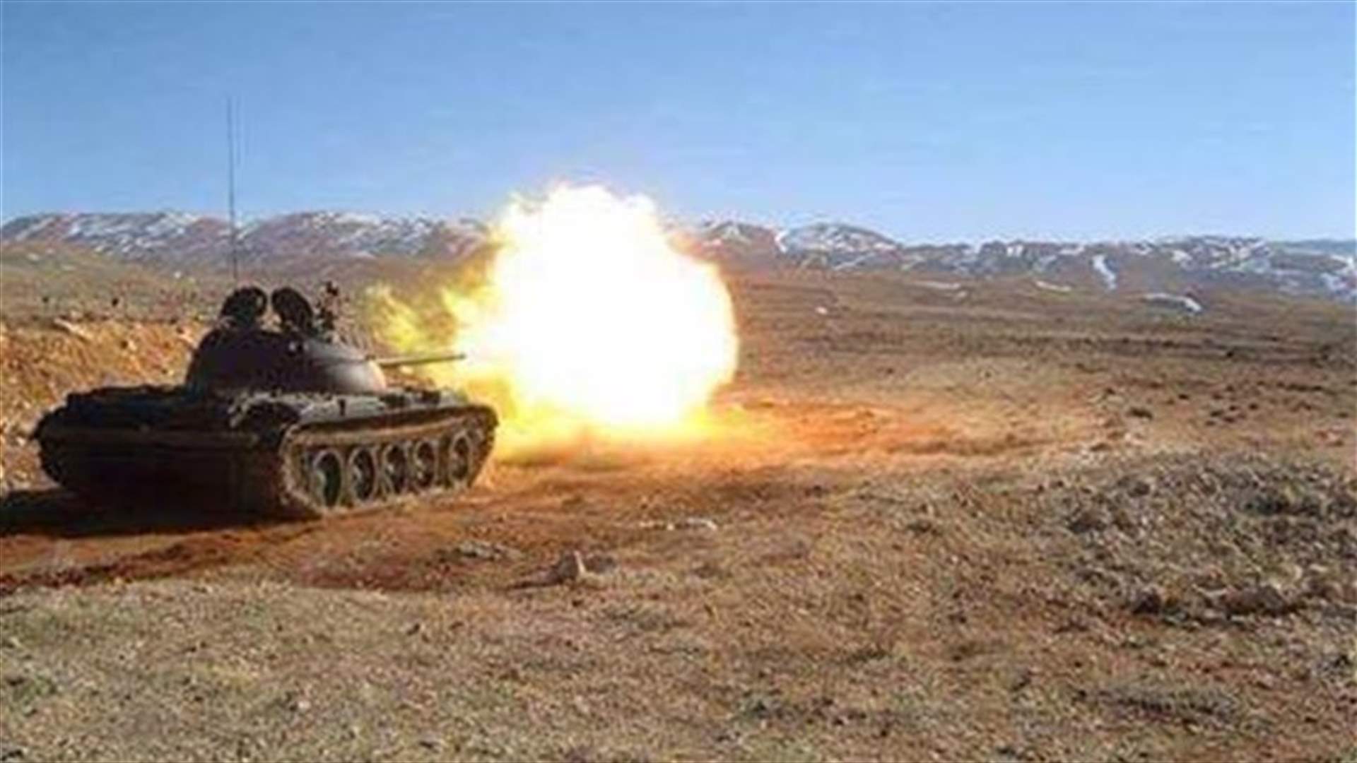 الجيش يستهدف تحركات مشبوهة للمسلحين بوادي حميد