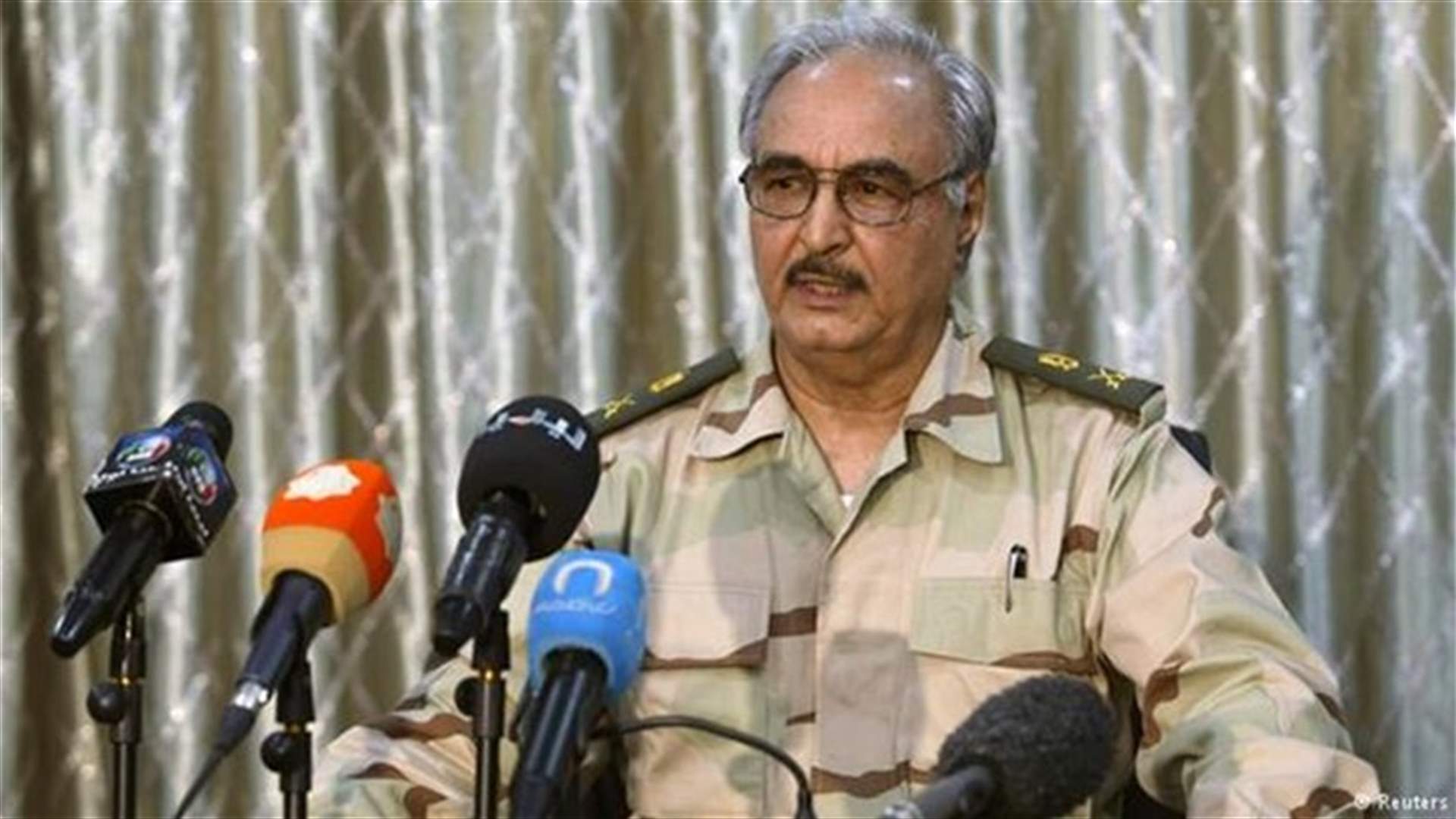  اللواء حفتر قائدا للجيش الليبي بعد ترقيته الى فريق        