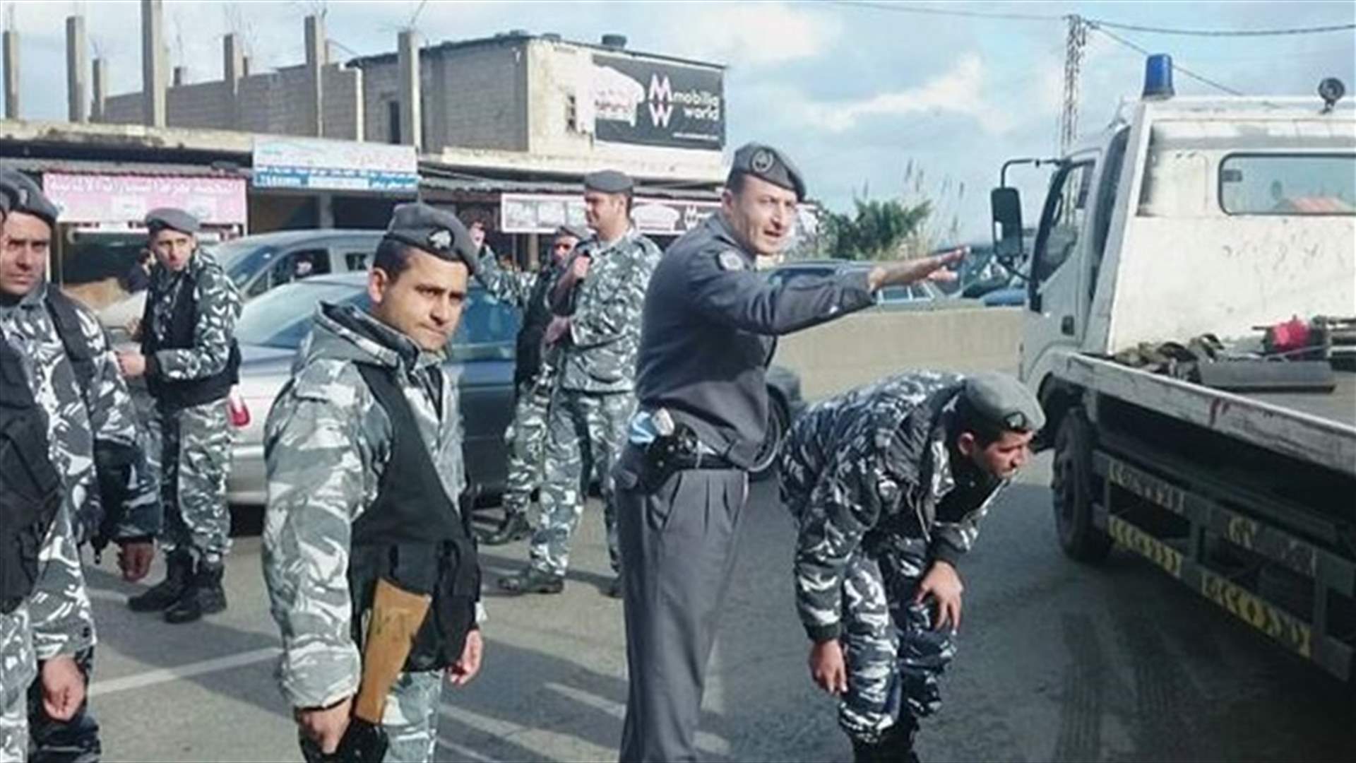 بدء إزالة المخالفات المنشأة على الأملاك العامة في العبدة - عكار