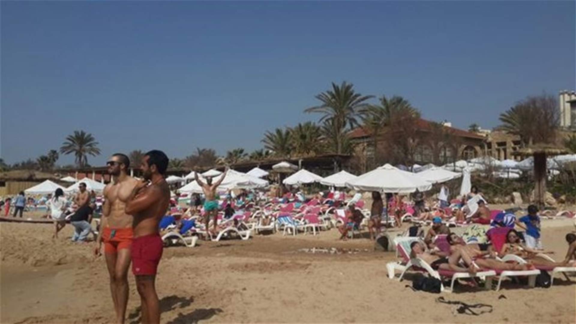 REPORT: In Lebanon, some people ski, others swim in one day