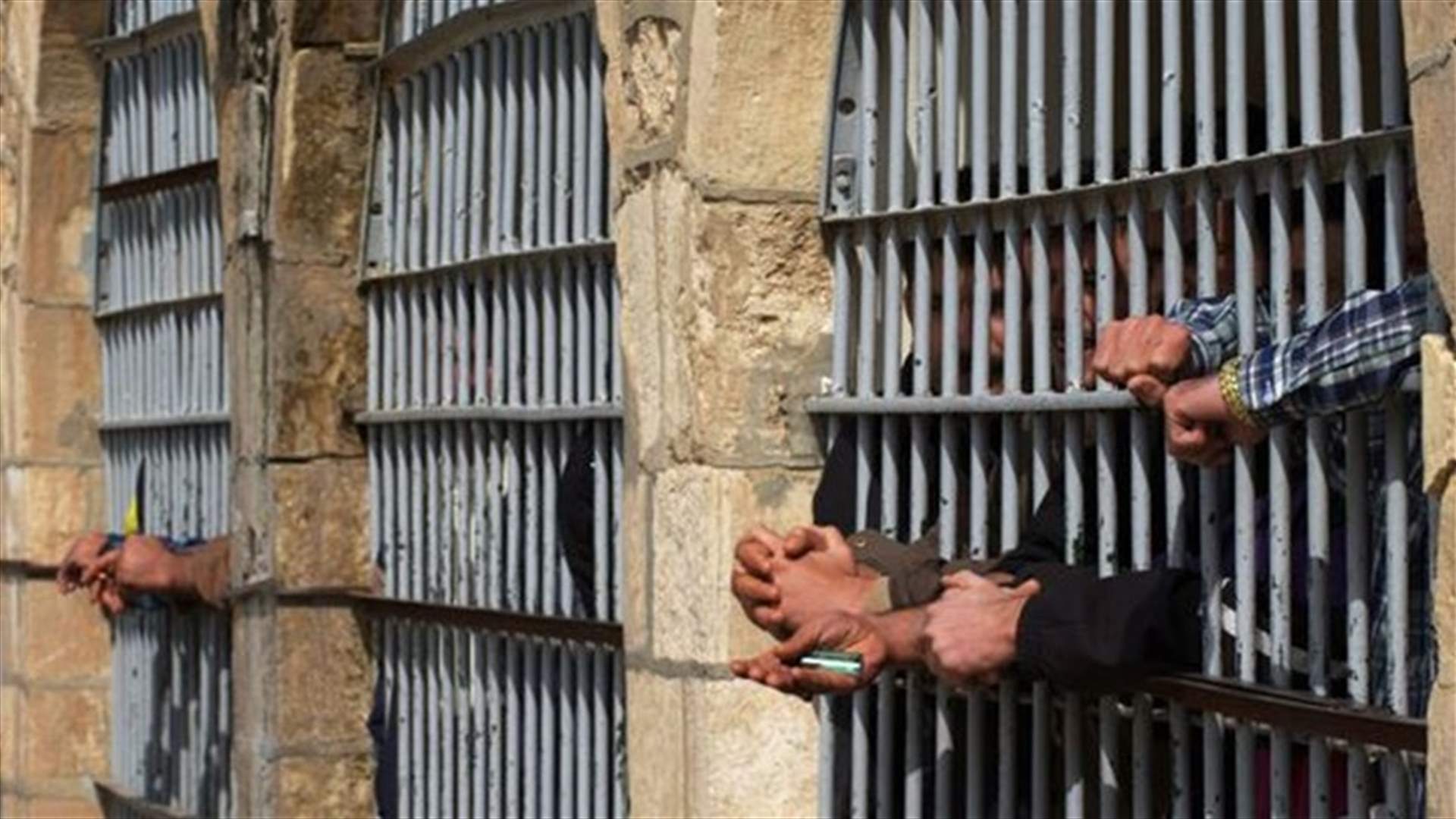 المرصد السوري: فرار نحو 95 سجينًا من سجن تابع لـ"الدولة الإسلامية"