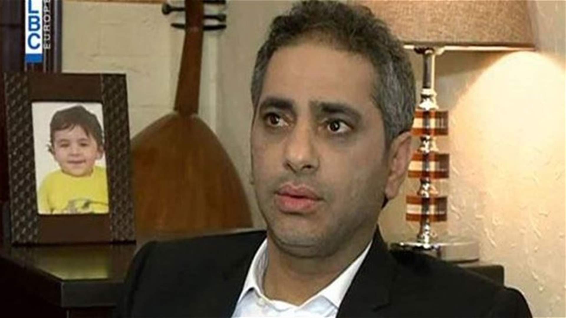 Military sources to LBCI: Fugitive singer Fadel Shaker has not yet surrendered