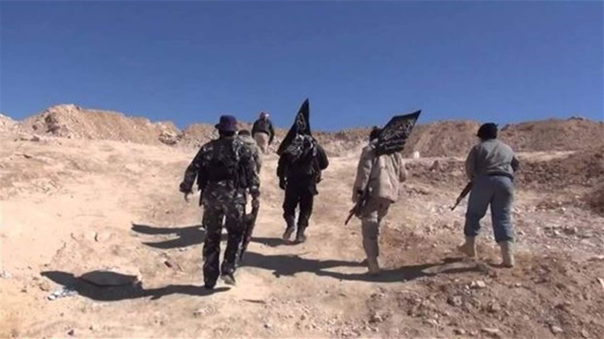 الأخبار: قيادات النصرة وداعش لا تزال تختبىء في عرسال
