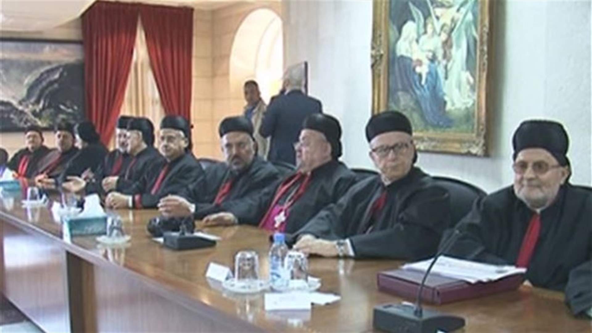 سينودوس المطارنة الموارنة يدعو الدول العربية والإسلامية لتحمّل مسؤوليتها في مجابهة التطرف