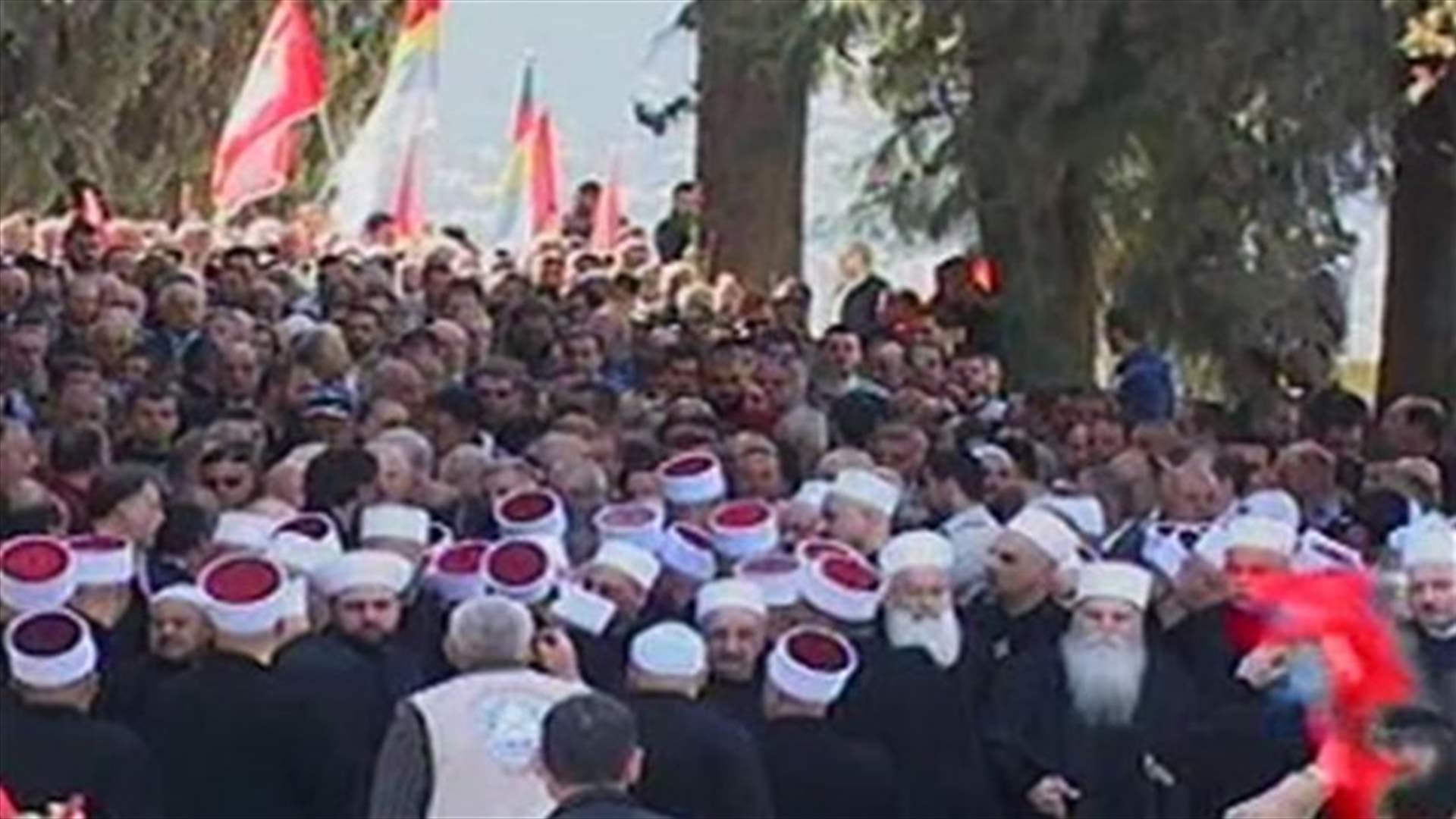 في ذكرى كمال جنبلاط...مسيرة من قصر المختارة باتجاه الضريح