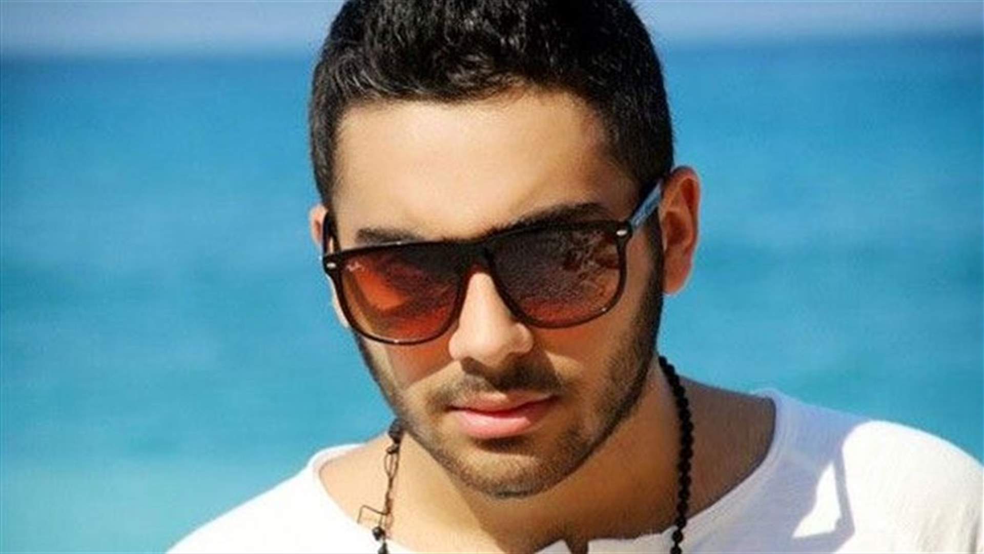 شبيه تامر حسني... لبناني 