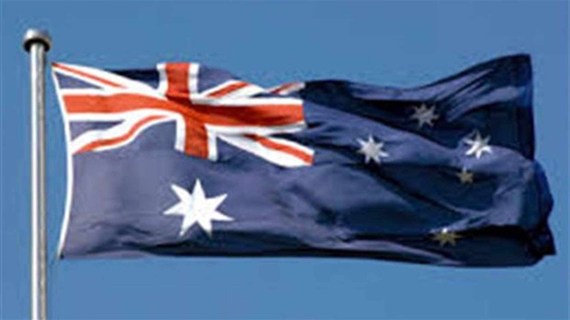 Australia honors victims of deadly siege as Sydney cafe reopens
