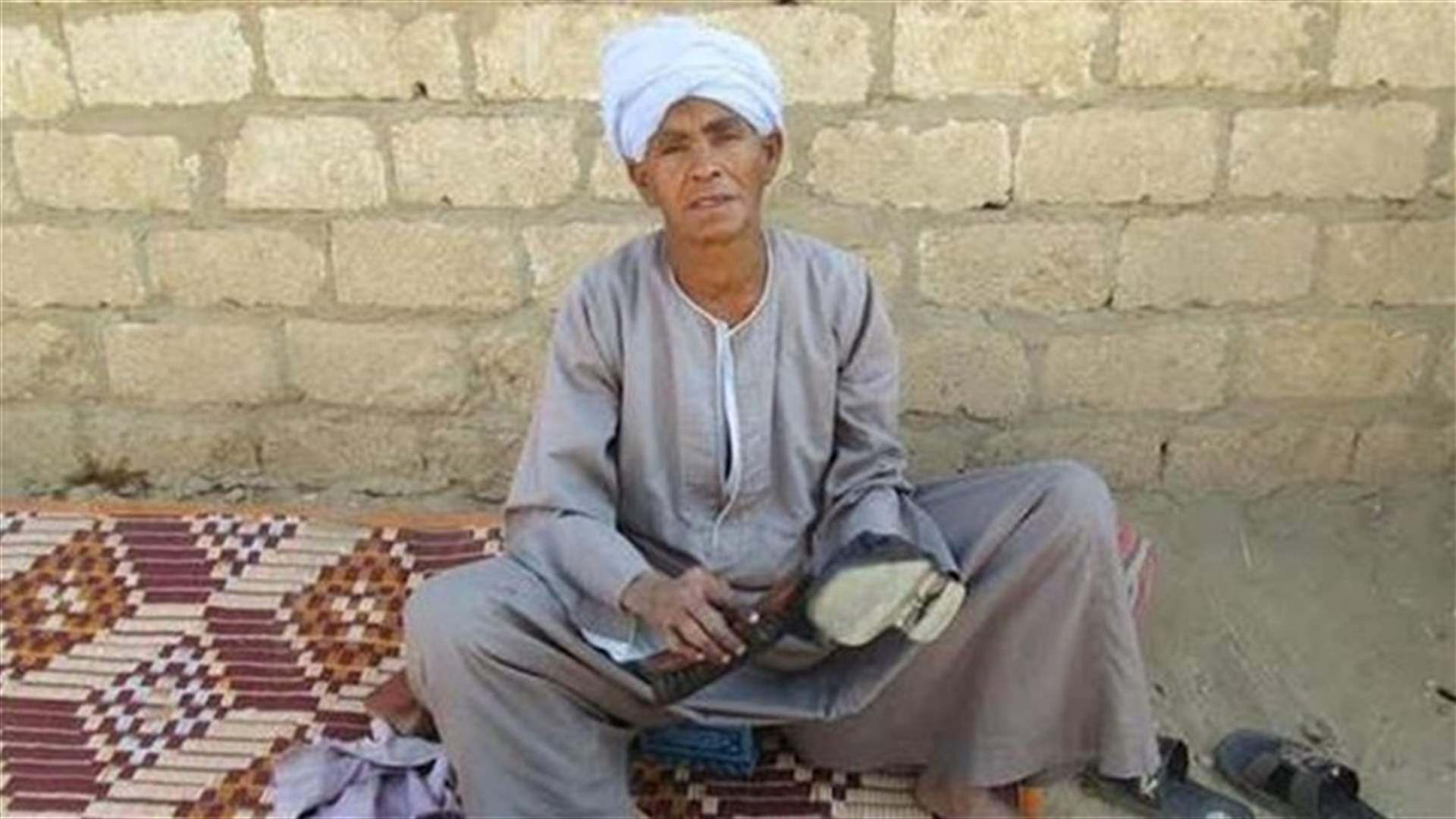 والدة مصرية تنتحل صفة رجل لإعالة ابنتها