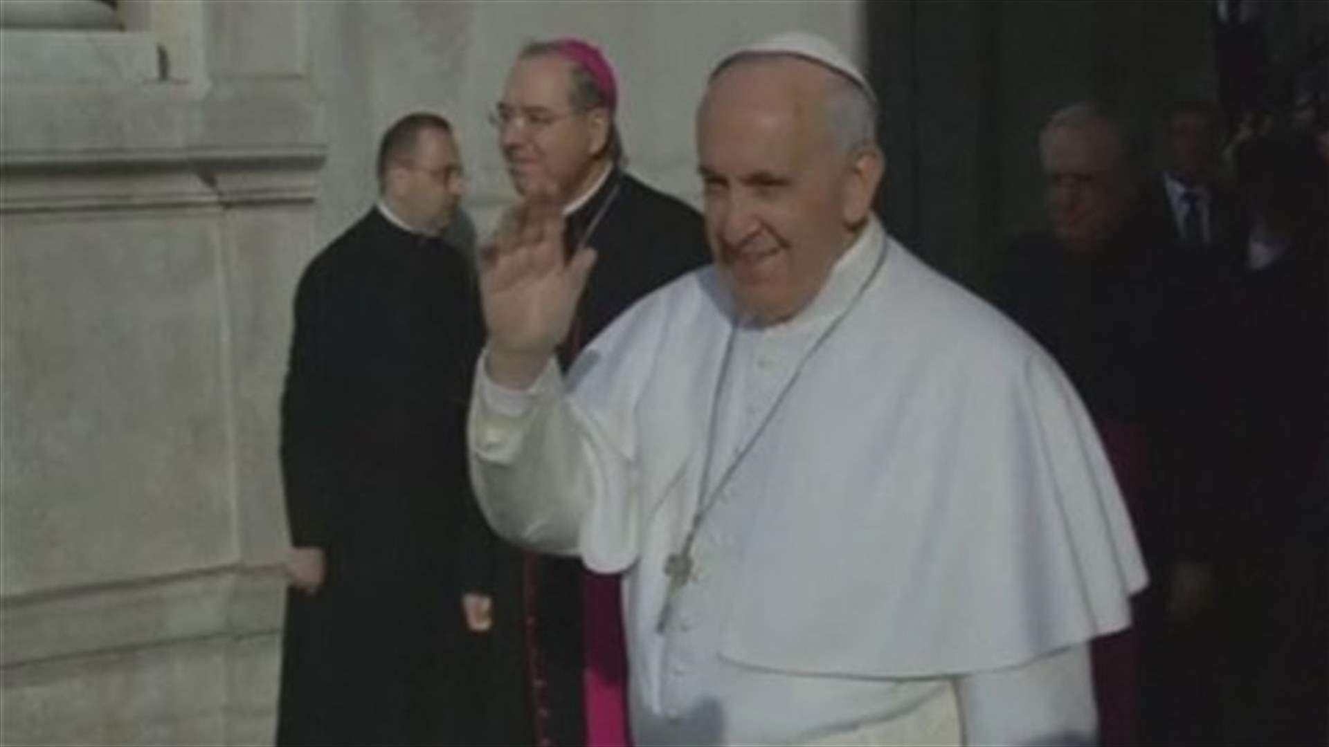 Pope rails against crime and corruption in southern Italy