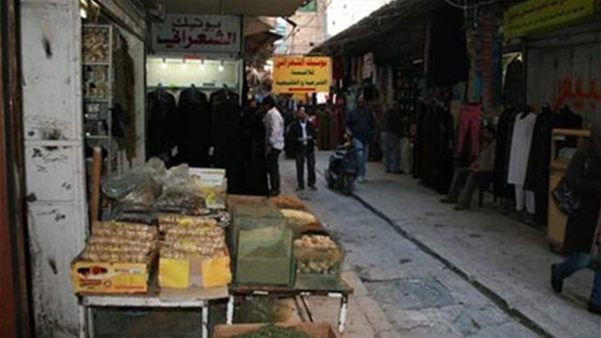 مخالفات في عدد من محال بيع اللحوم في سوق العطارين بطرابلس