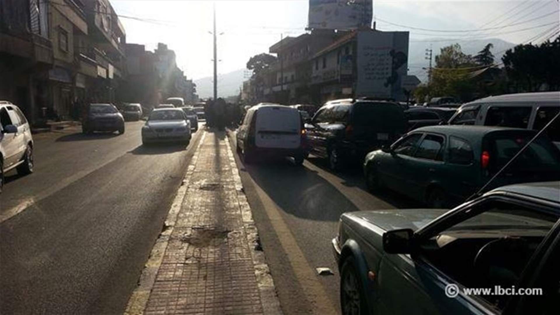 قطع طريق سعدنايل احتجاجا على قيام موكب جنازة باطلاق النار