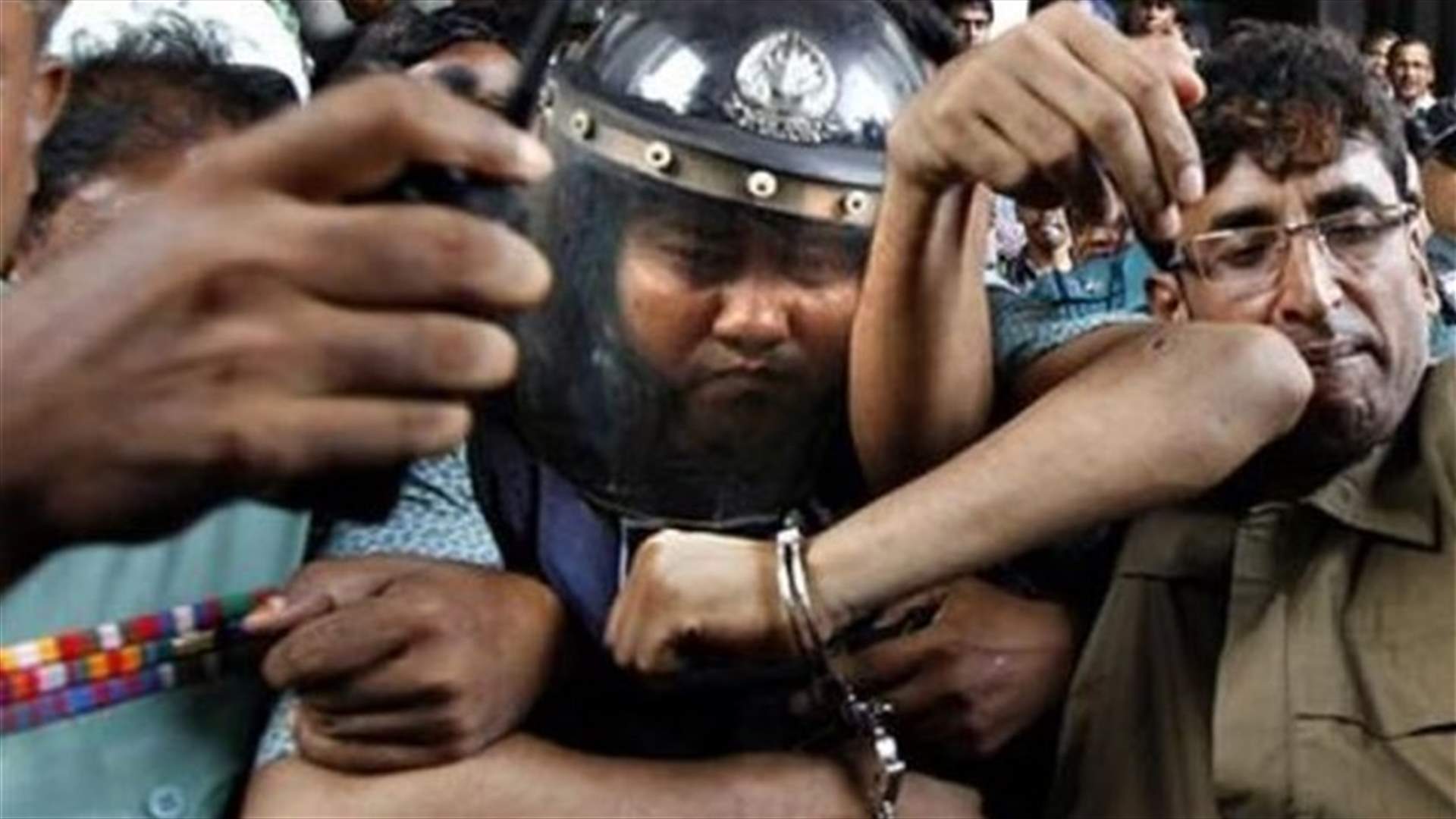 عشرة قتلى في تدافع ببنغلادش