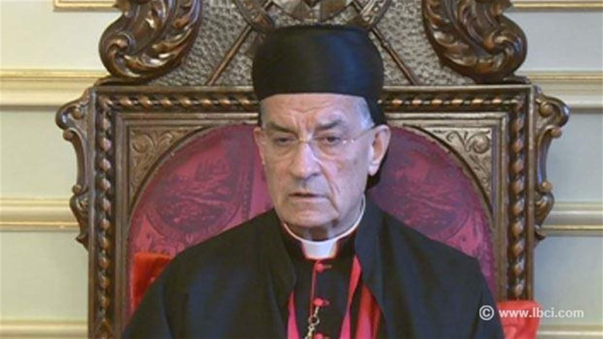 الراعي: أعداء صليب المسيح ألقوا  يدهم على شعبنا الوادع ودفعوه الى حمل أثقال شرورهم