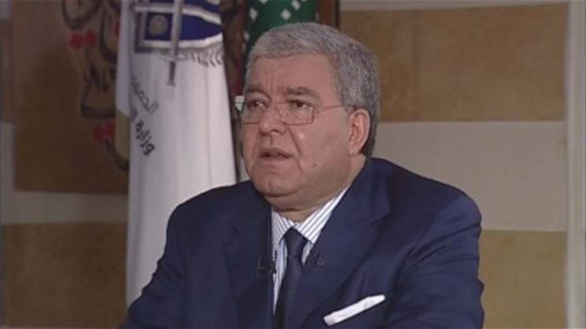 المشنوق للـLBCI :لا اتفاق نهائيا بين الغرب وايران ..والحوار مع حزب الله لتخفيف الحرائق عن لبنان 