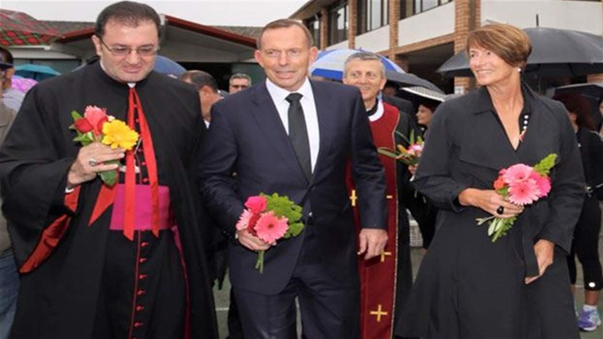 Australian PM Abbott joins Lebanese Christians for Good Friday Prayers