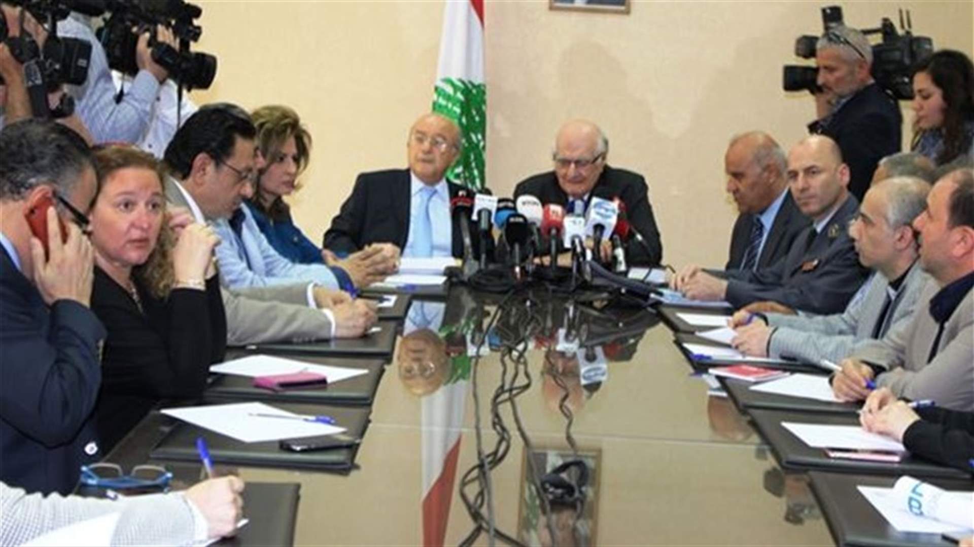 جريج:سأتولى معالجة بث مقابلة نصر الله على تلفزيون لبنان لكن ليس عبر الاعلام