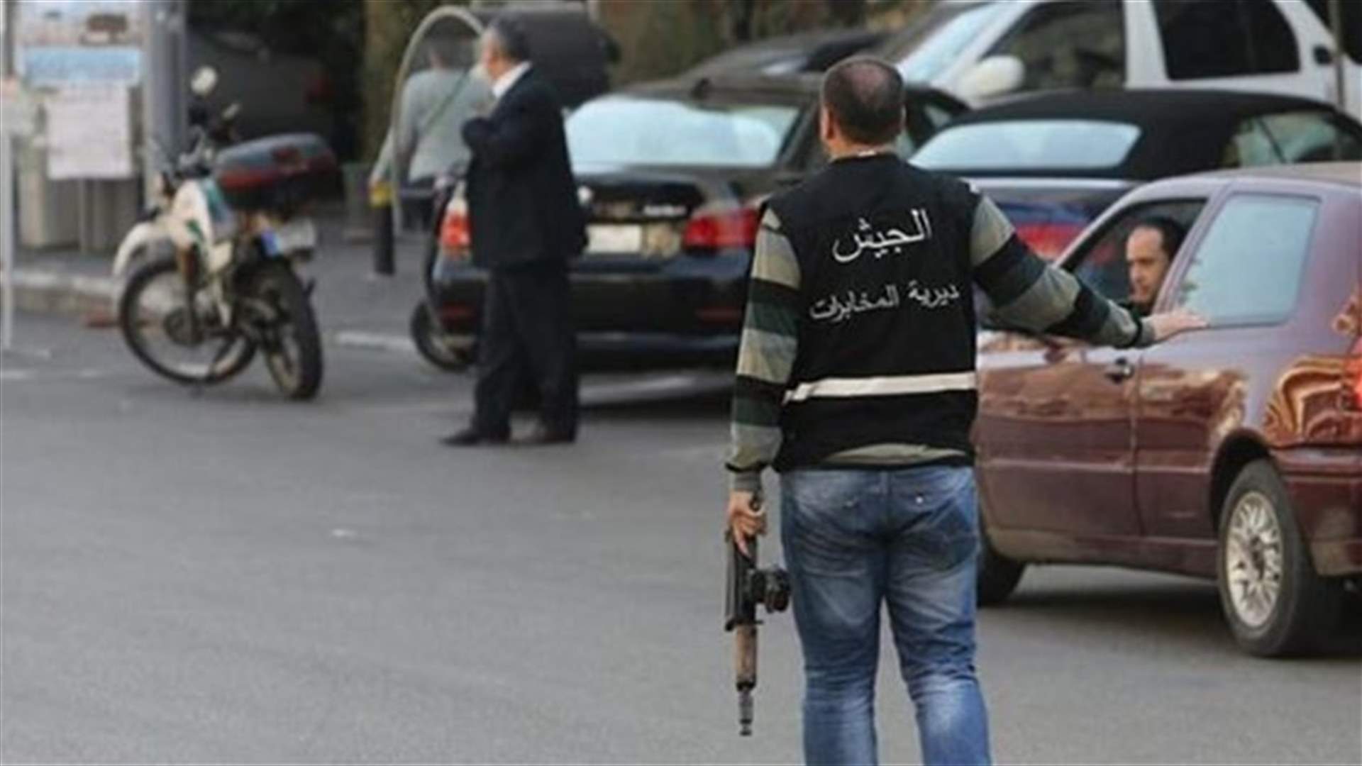 "الجمهوريّة": عنصر تمويه ومباغتة أدى إلى مقتل منصور