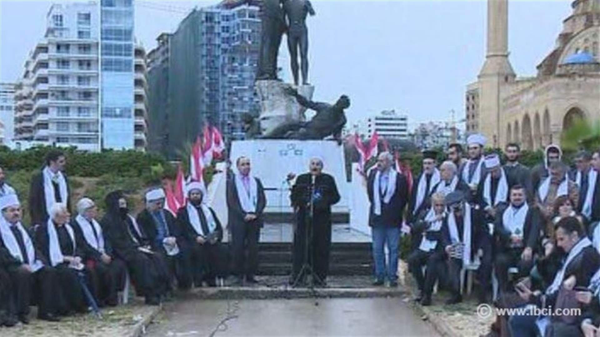 لقاء روحي في ساحة الشهداء 