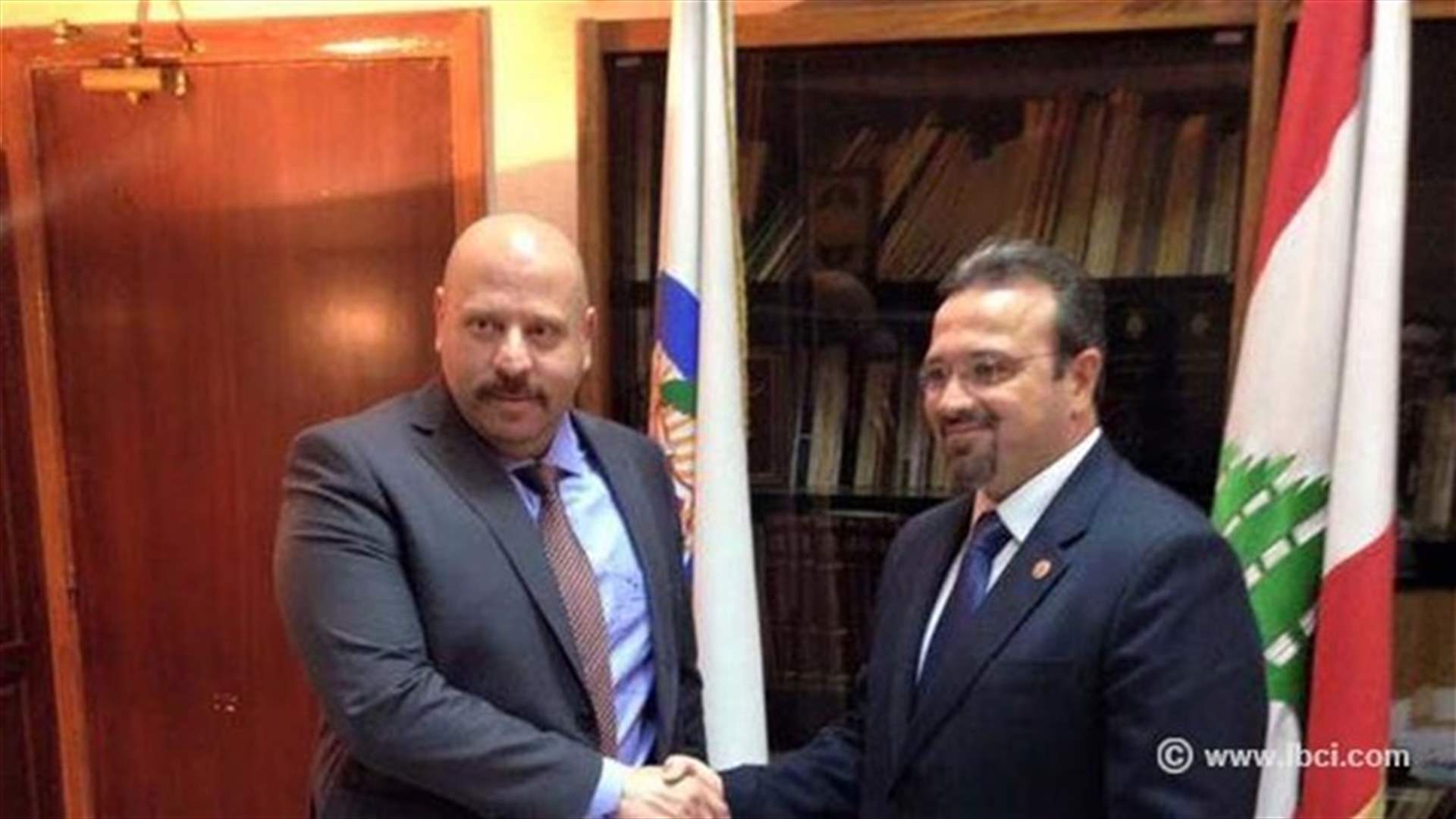 نهرا قبل استقالة الغزال..وحدد الخميس المقبل موعدا لانتخاب خلف له