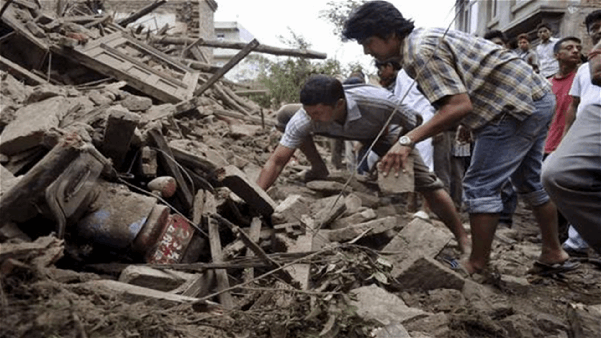 Three survive eight days under Nepal quake rubble; but many trekkers dead