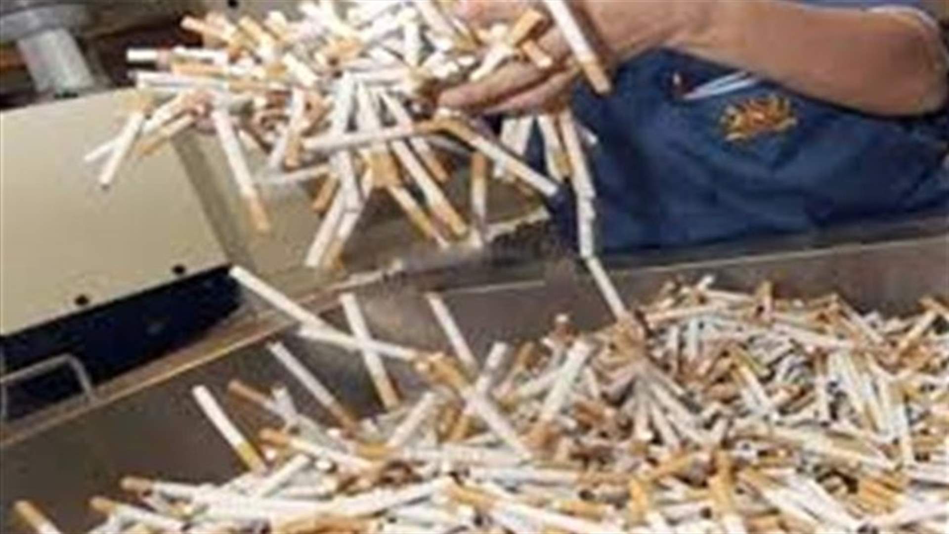 الريجي ضبطت مصنوعات تبغية مهربة وأوقفت رخصا