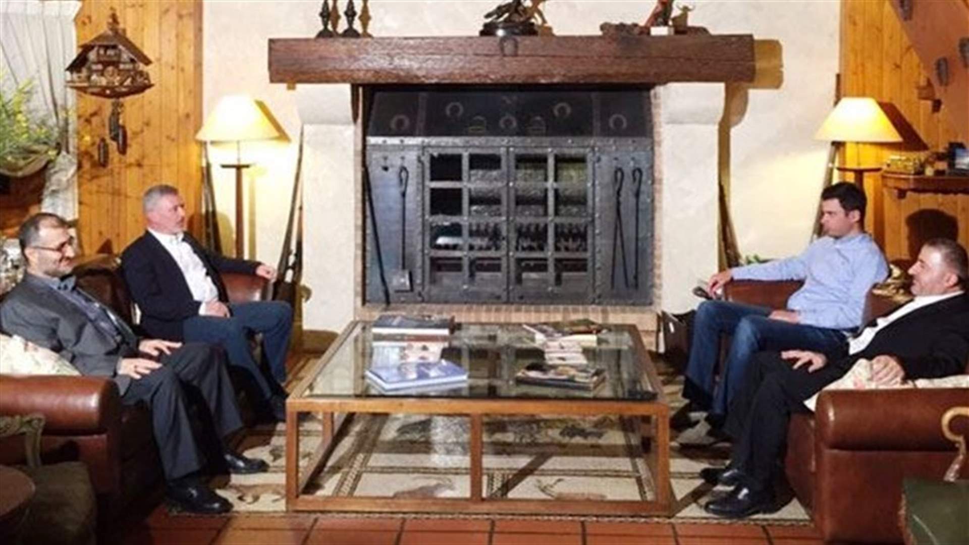 التطورات الراهنة بين فرنجية والخليل وصفا 