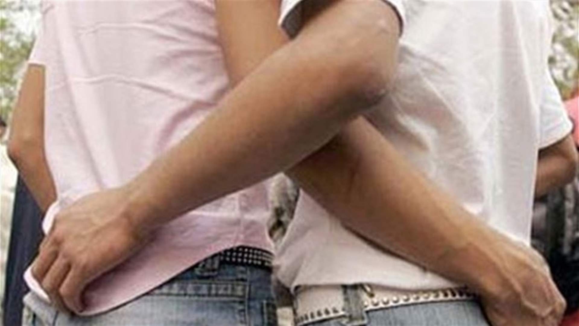 دعوى قضائية ضد المثليين